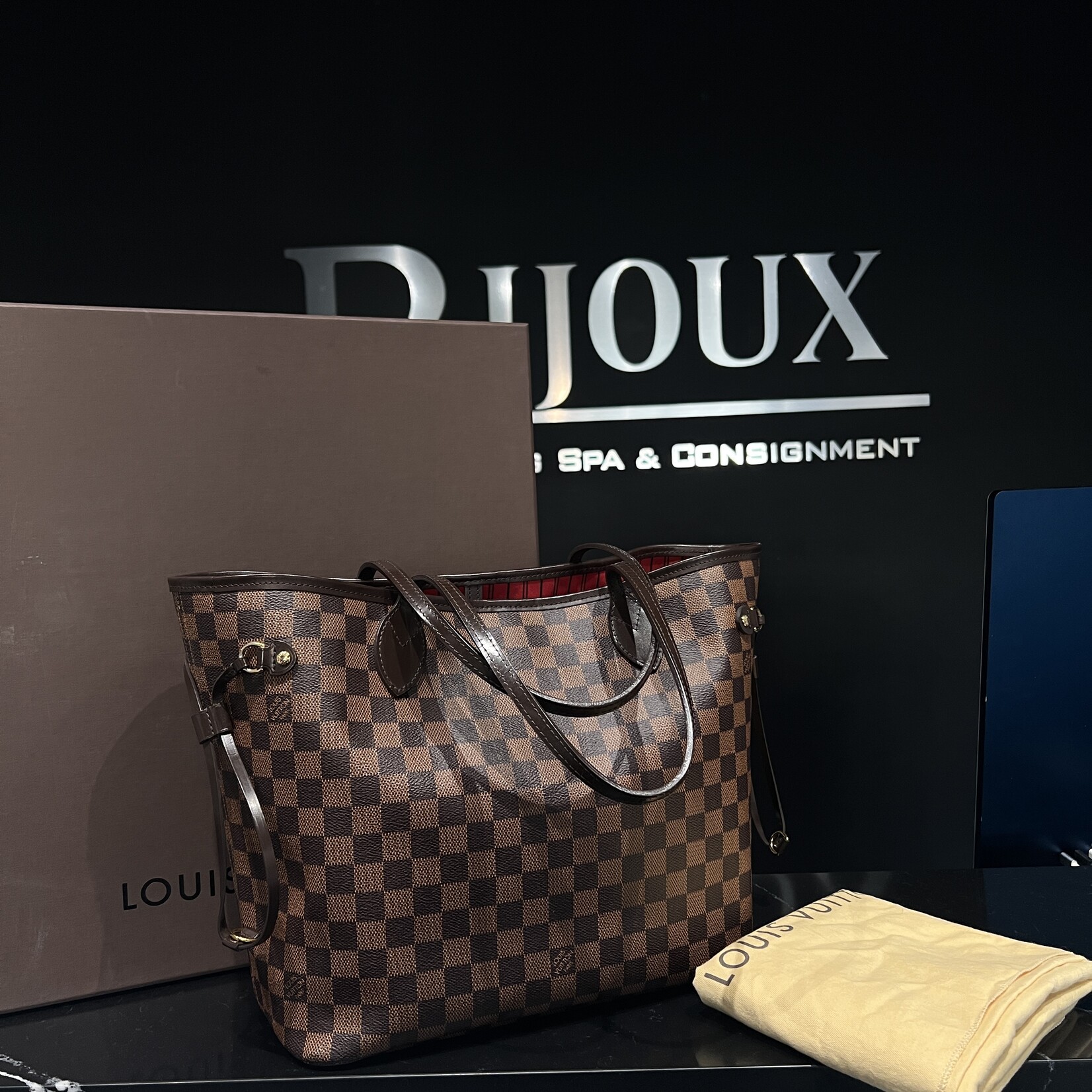 Louis Vuitton SOLD - Neverfull MM Damier Ebene