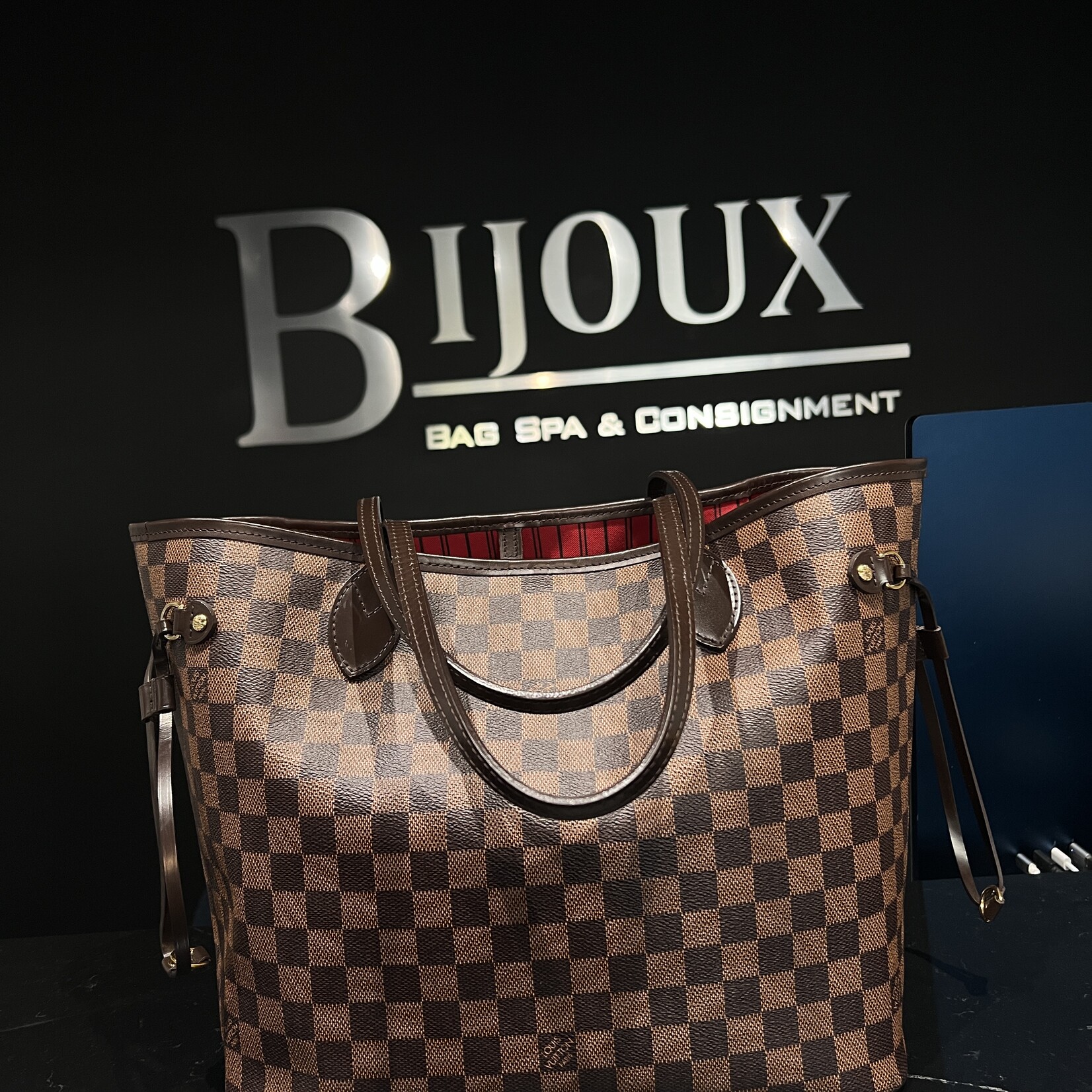Louis Vuitton SOLD - Neverfull MM Damier Ebene
