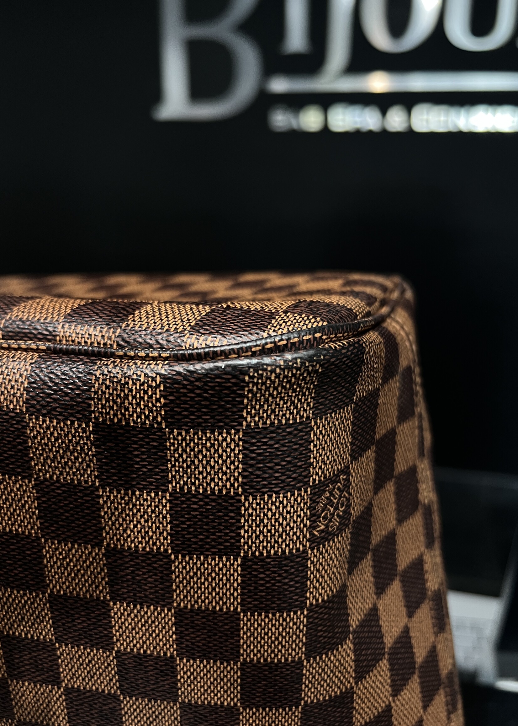 Louis Vuitton SOLD - Neverfull MM Damier Ebene