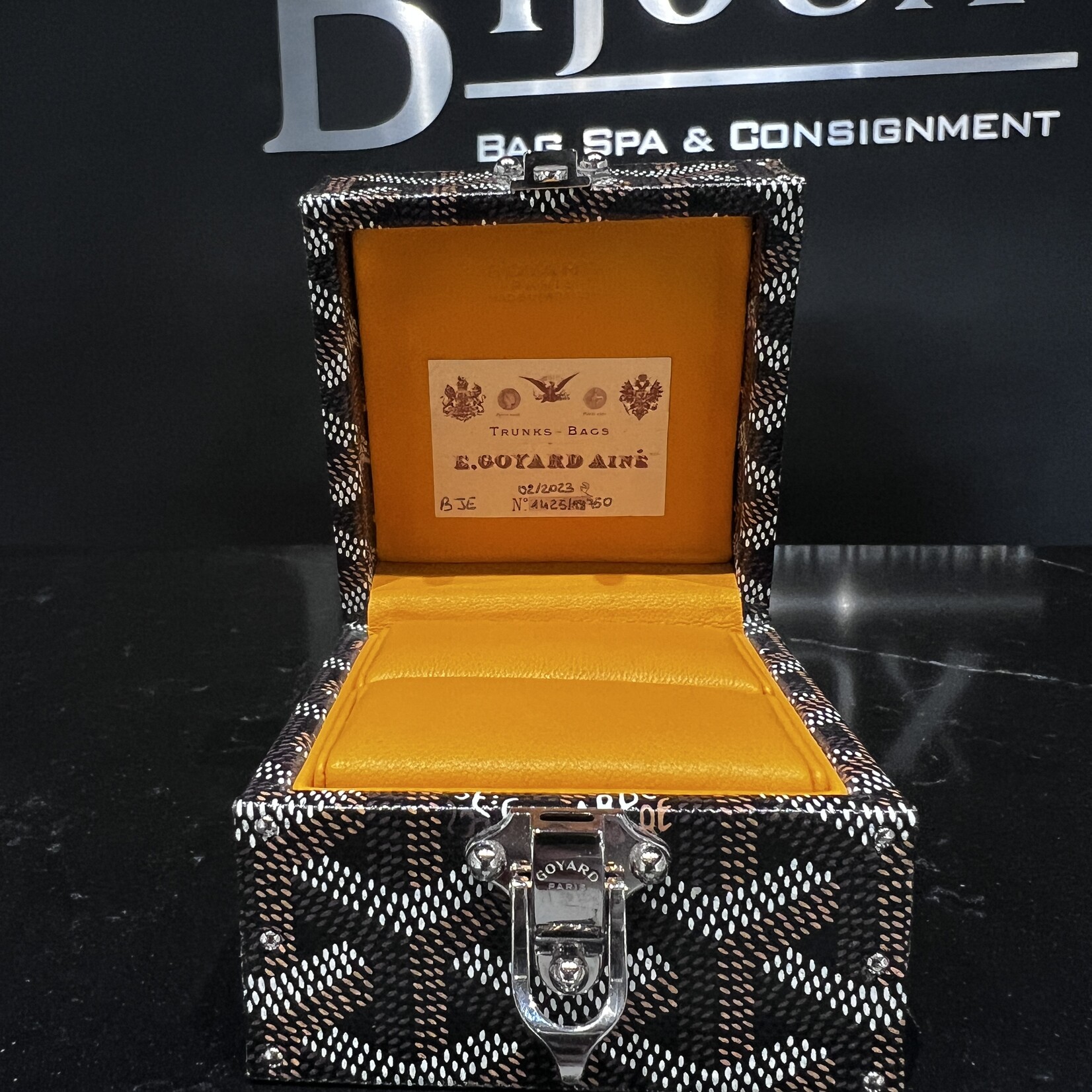 Goyard Goyard Ring Box Trunk