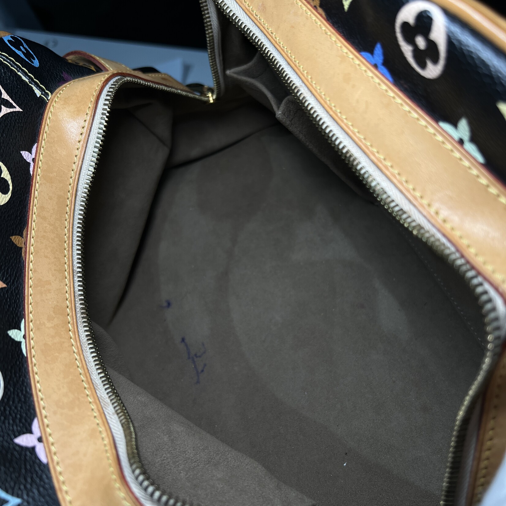 Louis Vuitton SOLD - Louis Vuitton Claudia Murakami Multicolour