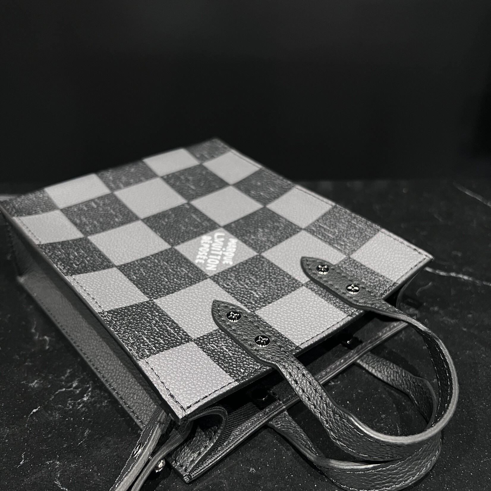 Louis Vuitton Louis Vuitton Sac Plat XS