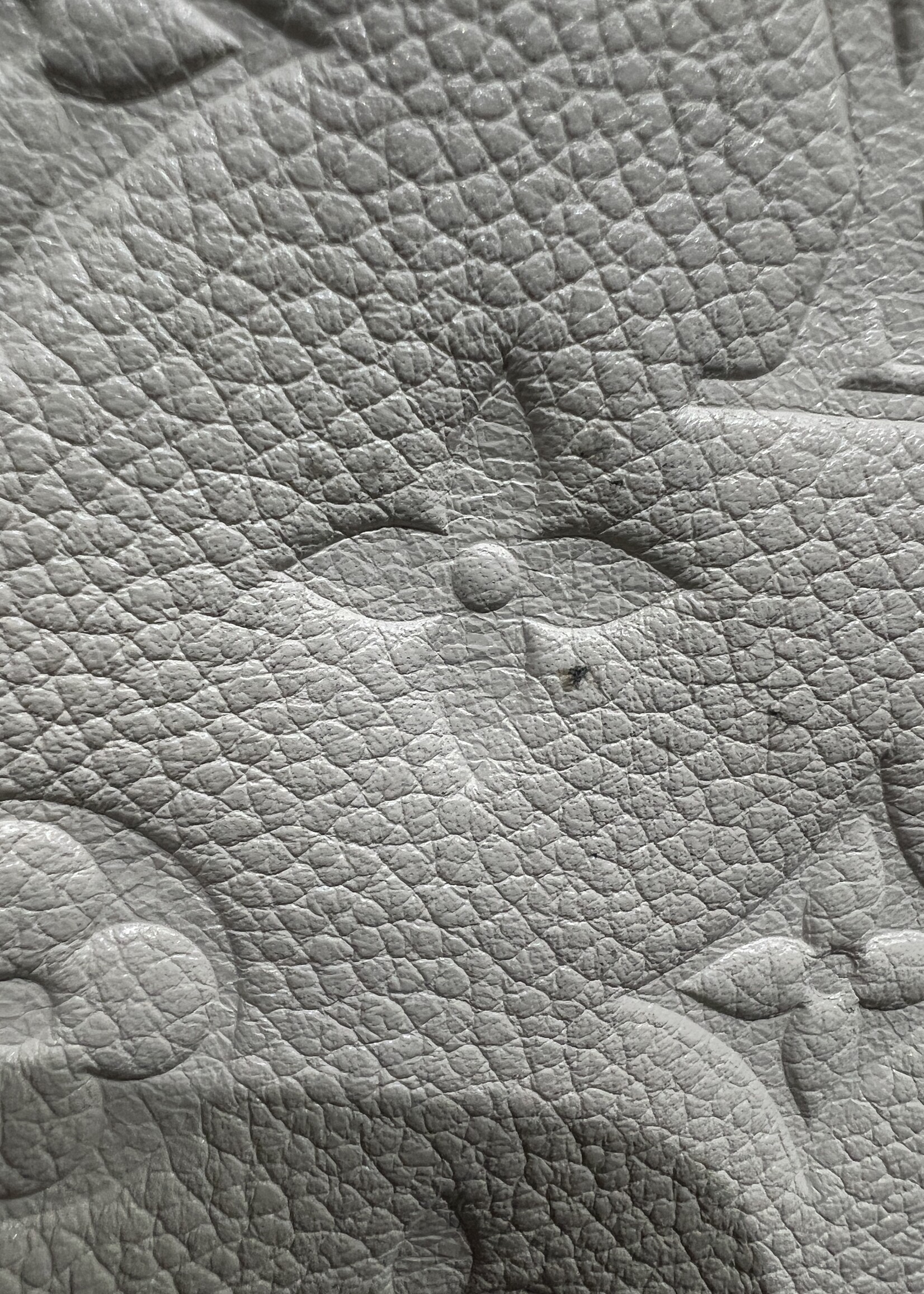 Louis Vuitton SOLD - Louis Vuitton Artsy MM Empreinte Leather