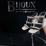 Gucci Gucci White Regent Horsebit Sandals 36.5
