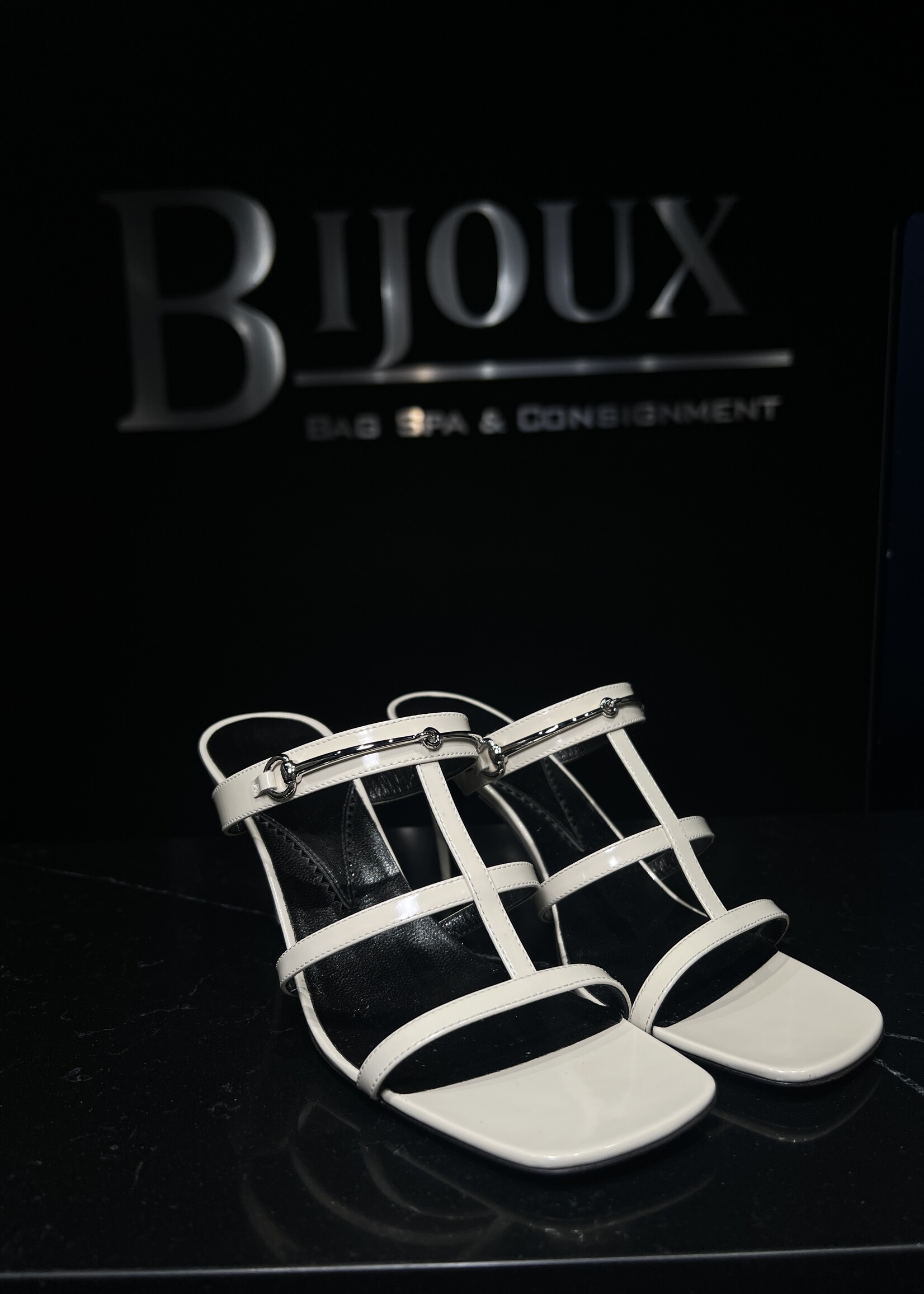 Gucci Gucci White Regent Horsebit Sandals 36.5