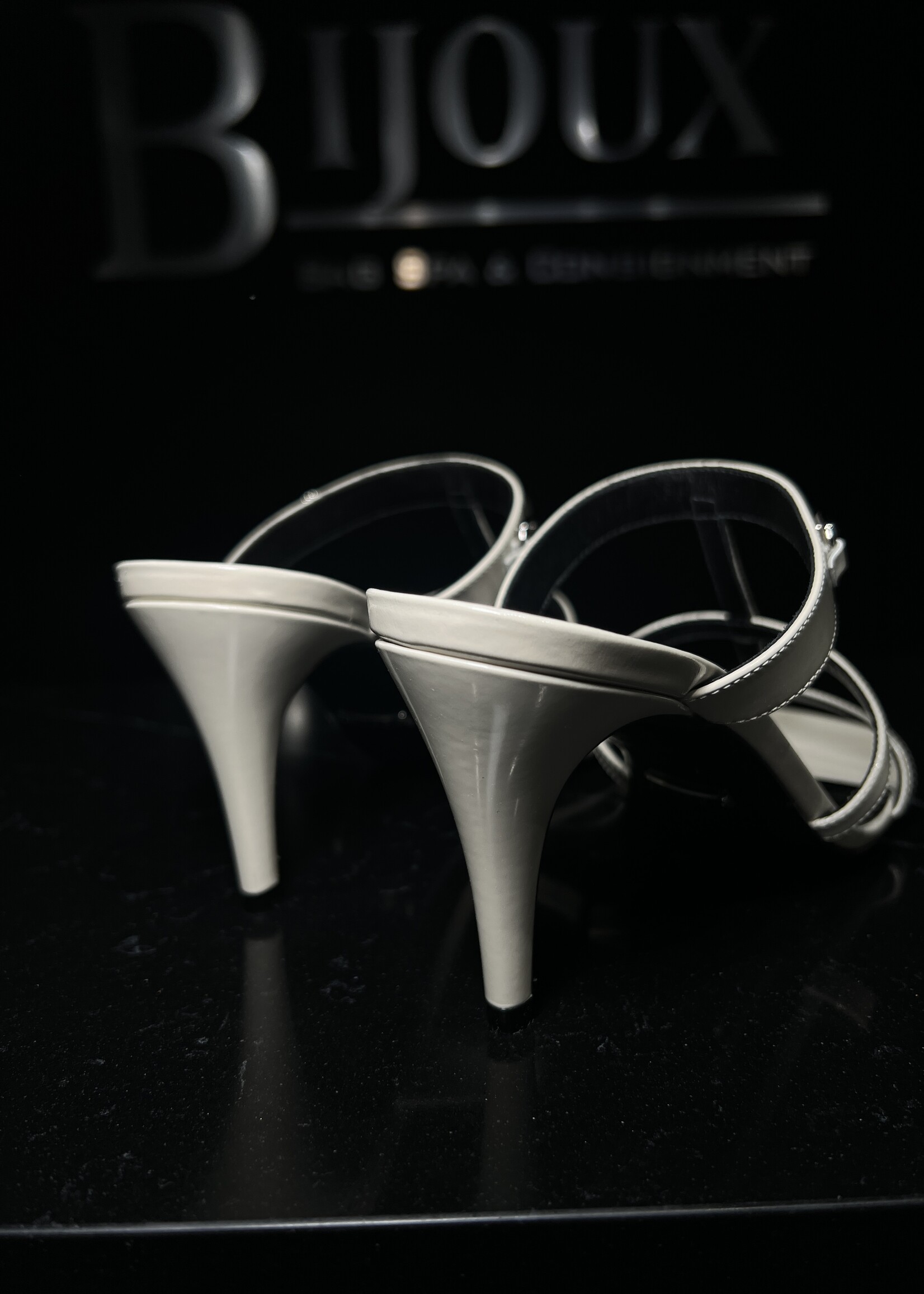 Gucci Gucci White Regent Horsebit Sandals 36.5