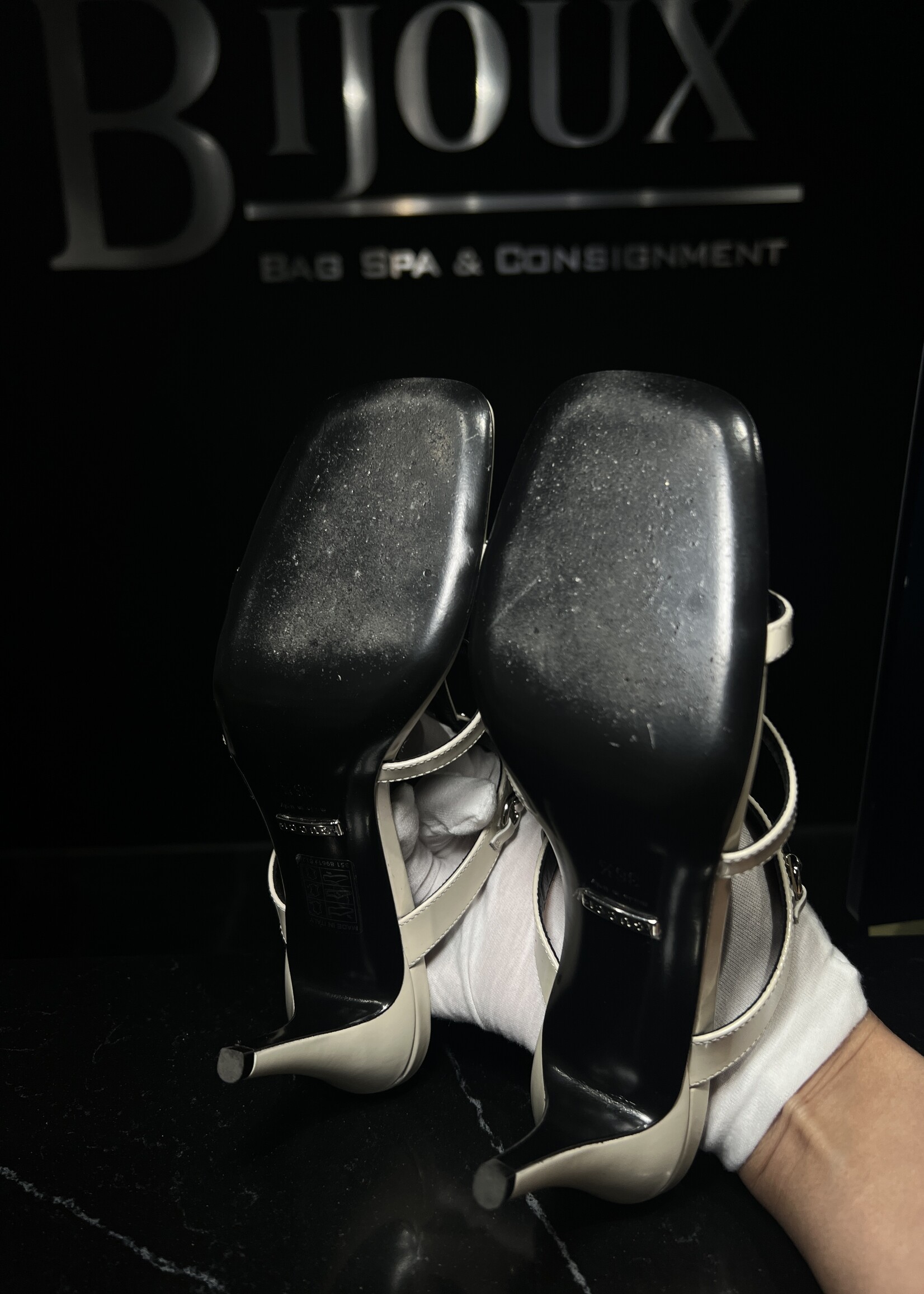 Gucci Gucci White Regent Horsebit Sandals 36.5
