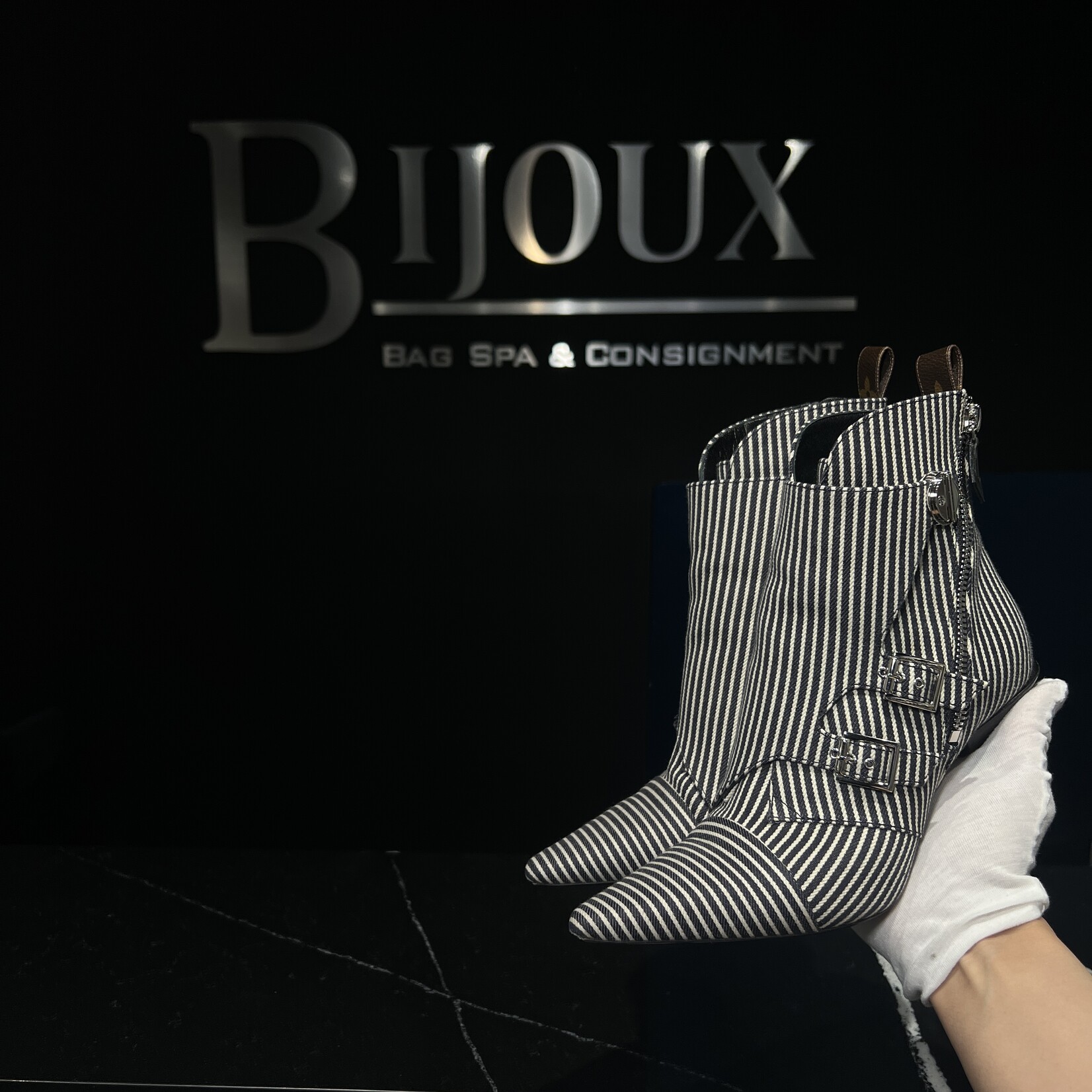 Louis Vuitton Louis Vuitton Canvas Stripped Janet Boots 38