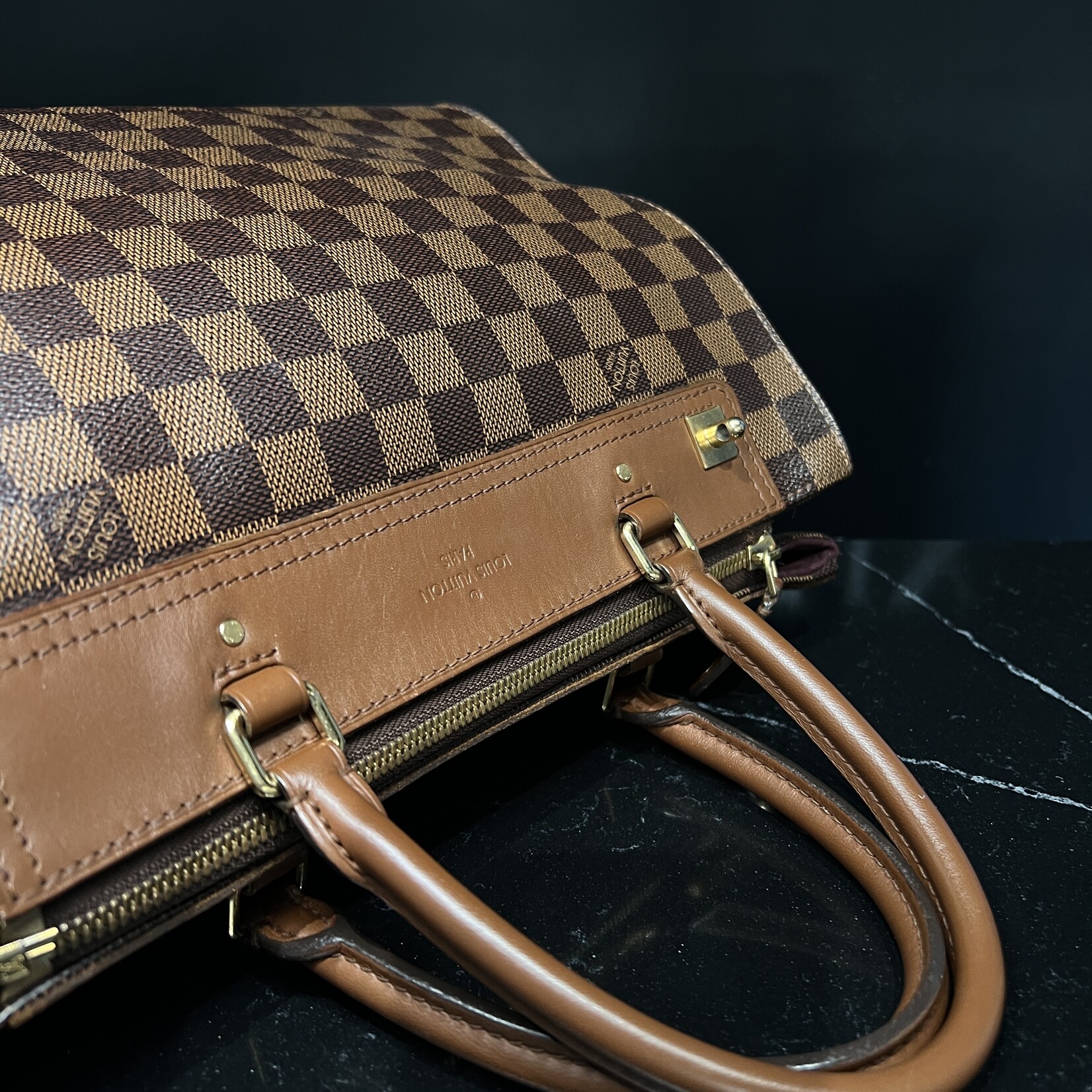 Louis Vuitton Louis Vuitton Neo Greenwich