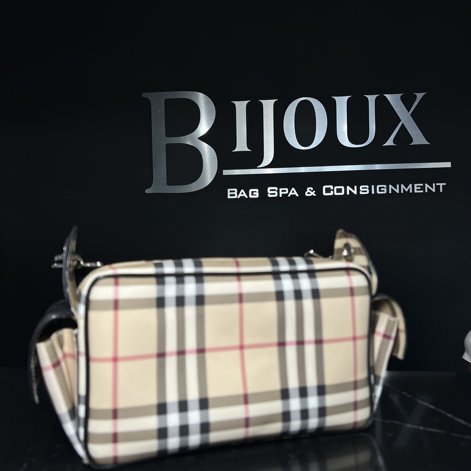 Burberry Burberry Nova Check Shoulder Bag