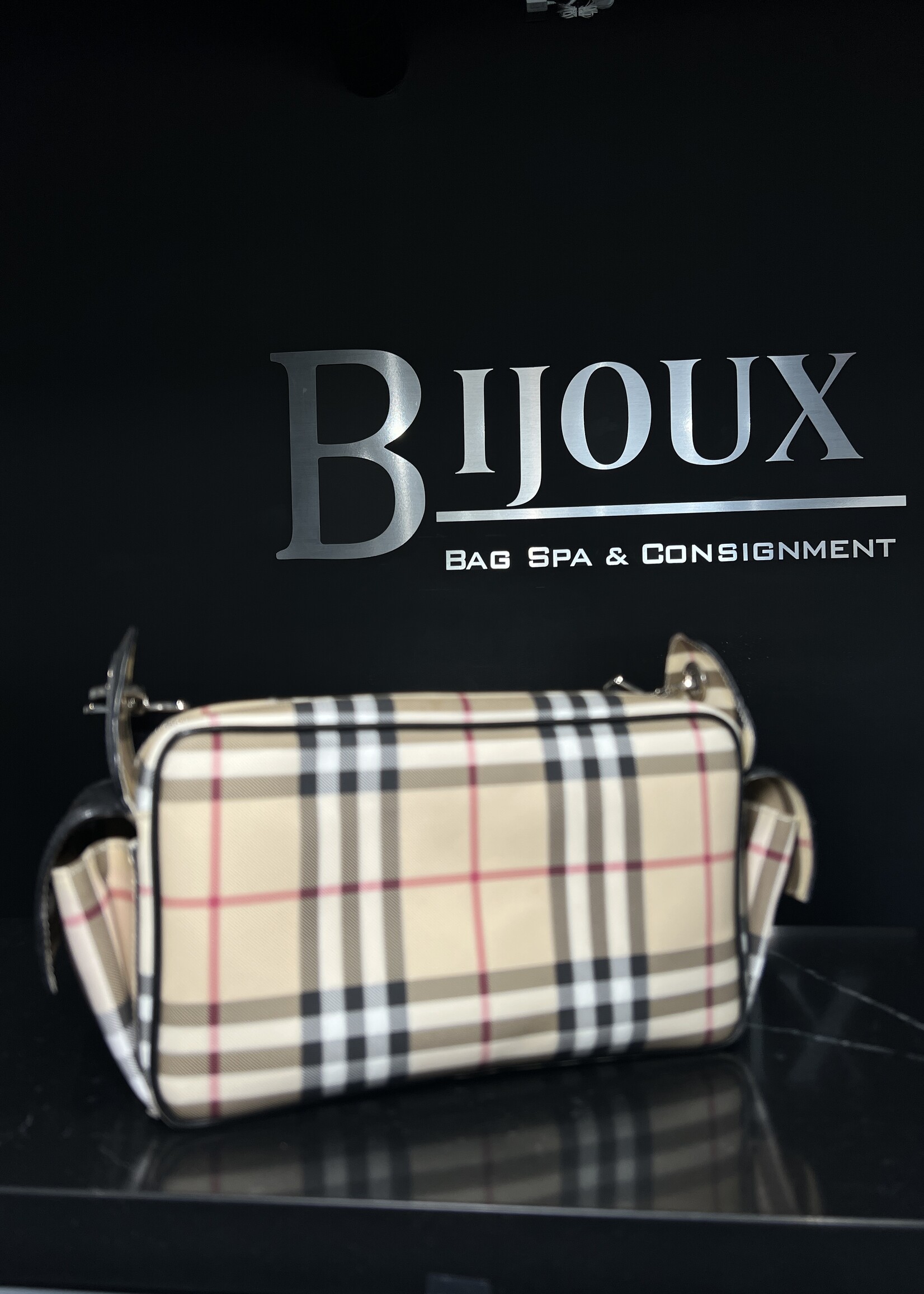 Burberry Burberry Nova Check Shoulder Bag