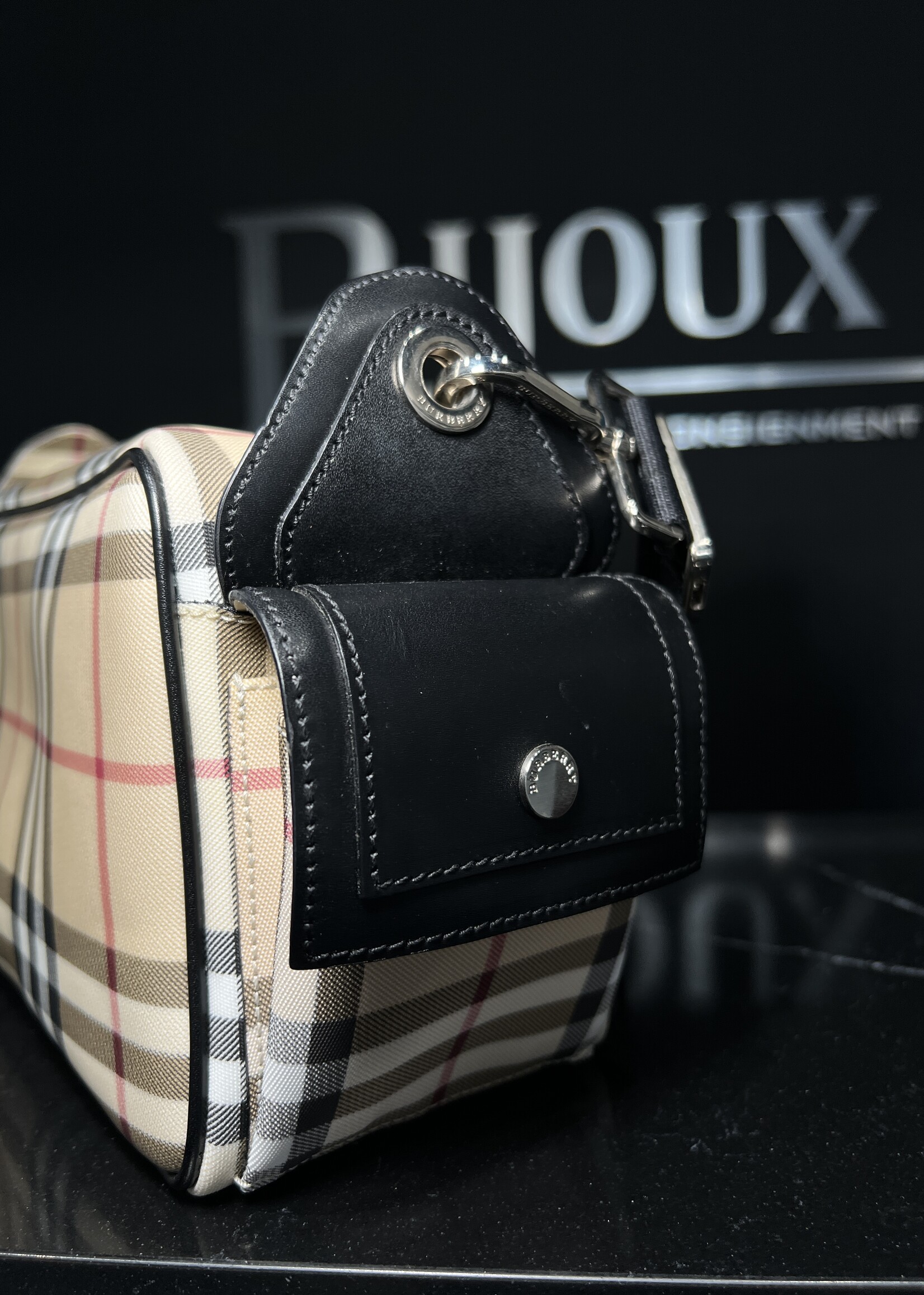 Burberry Burberry Nova Check Shoulder Bag