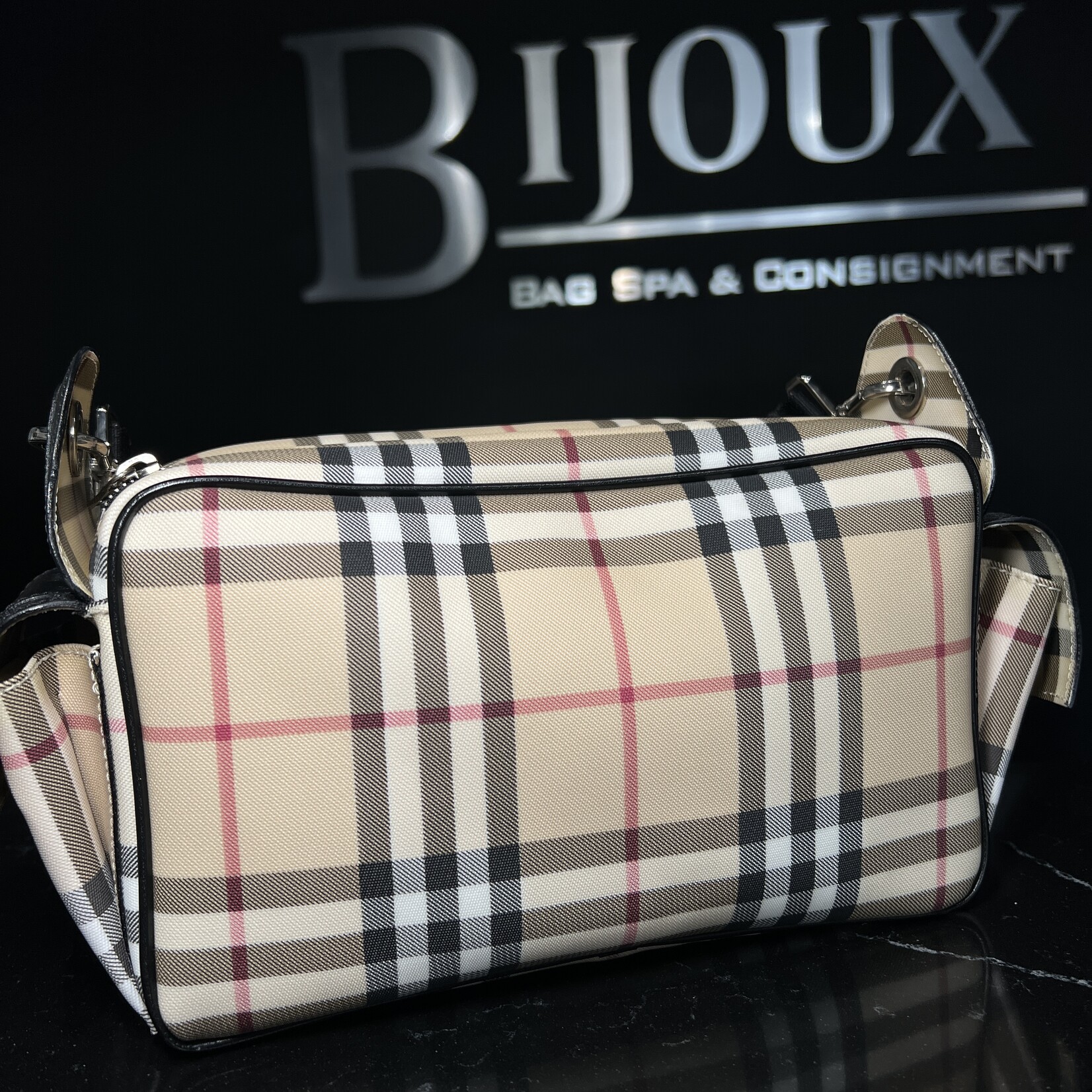 Burberry Burberry Nova Check Shoulder Bag