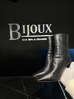 Valentino Valentino Garavani Rockstud Boots 38.5