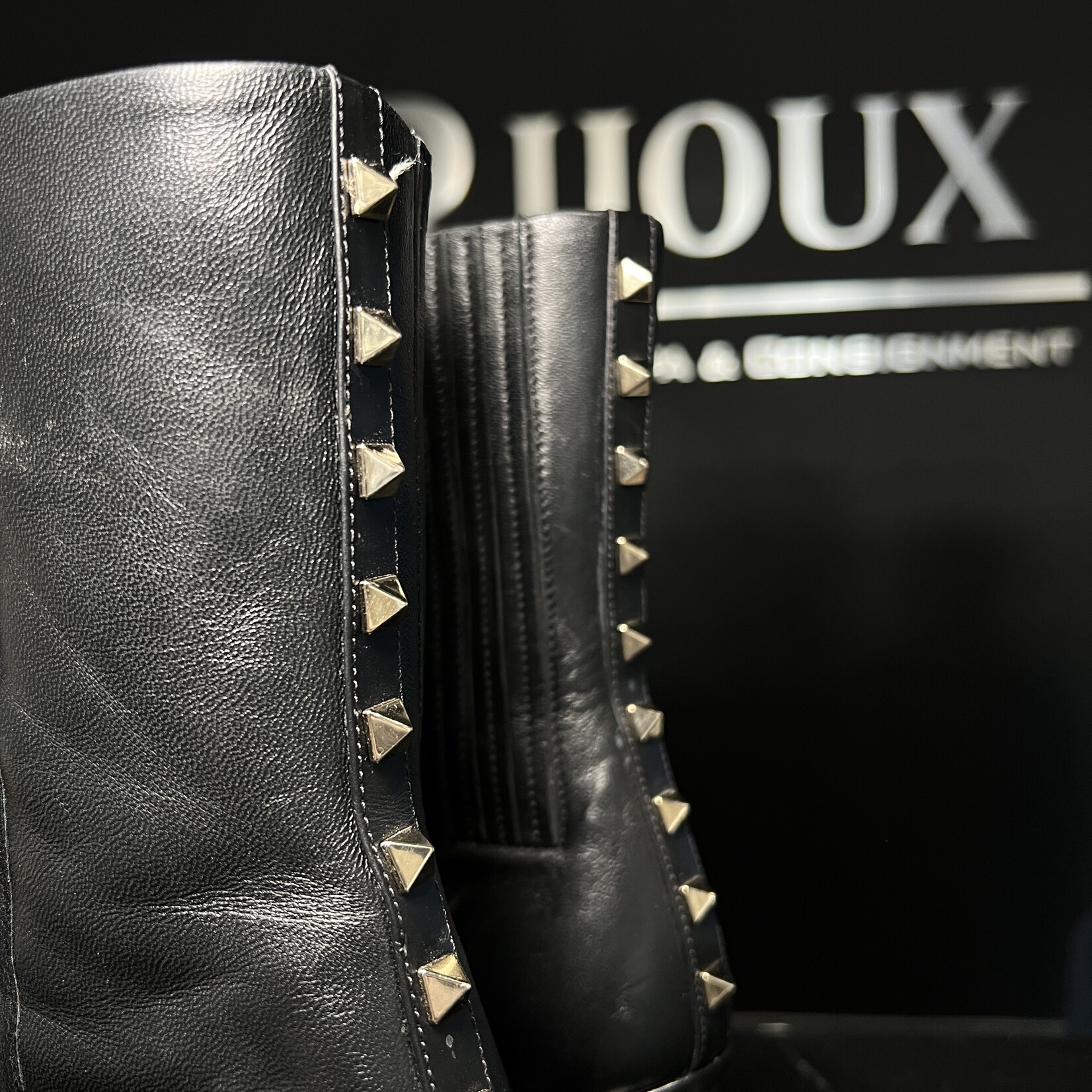 Valentino Valentino Garavani Rockstud Boots 38.5