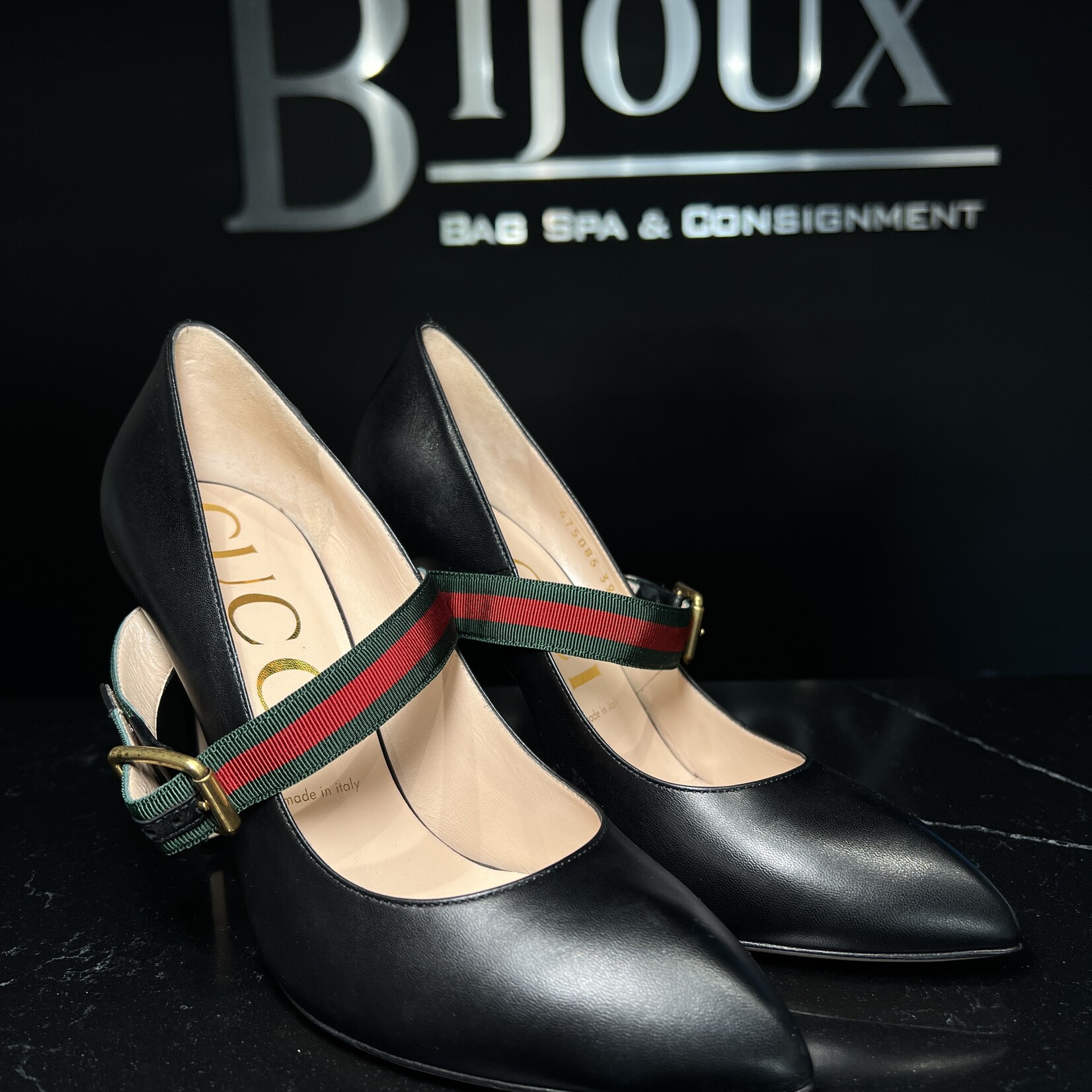 Gucci SOLD - Gucci Sylvie Pump 39.5