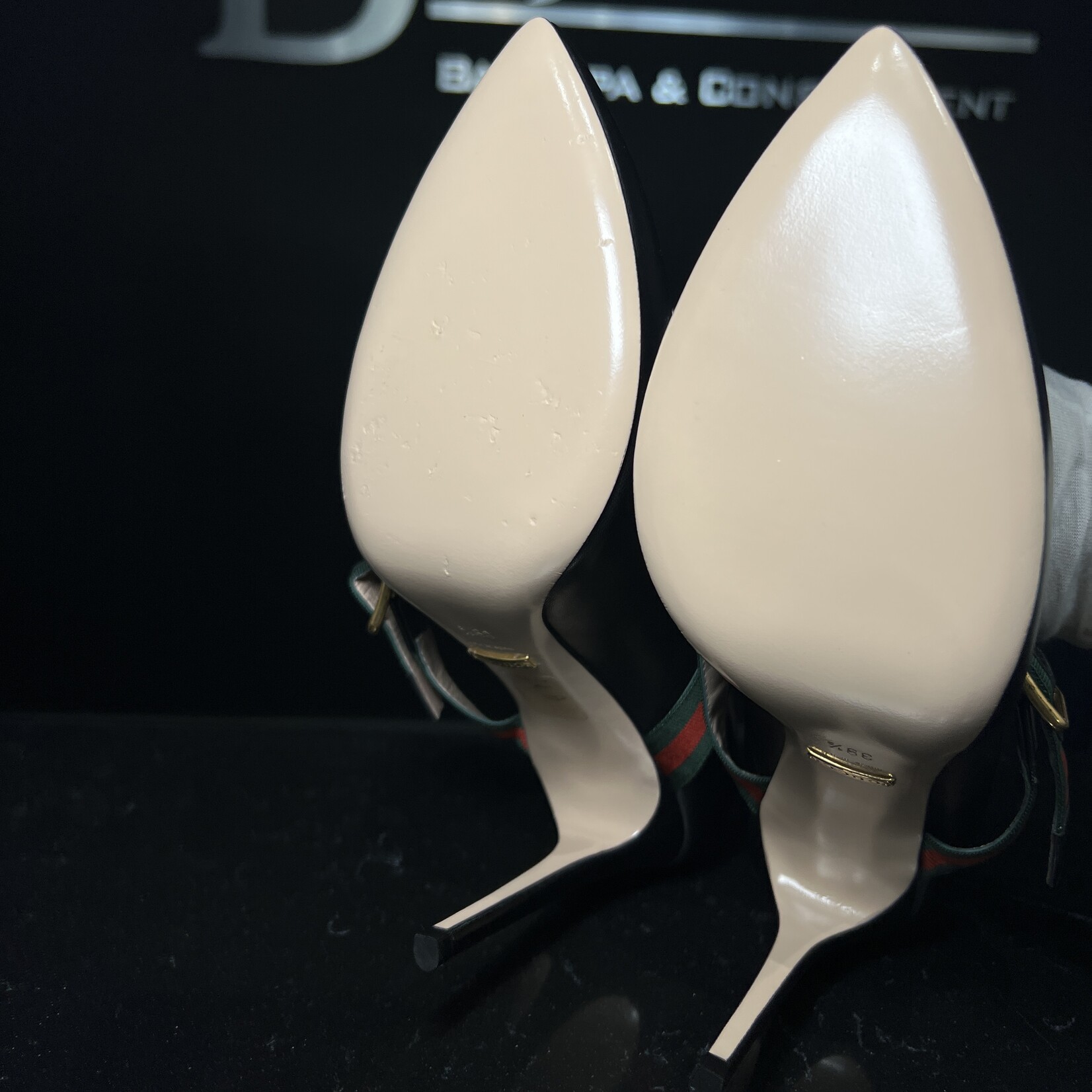 Gucci SOLD - Gucci Sylvie Pump 39.5