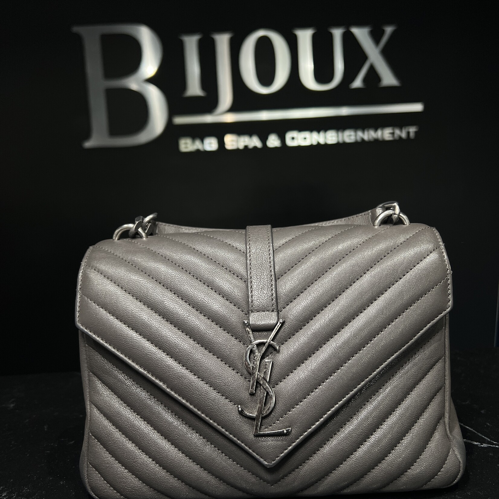 Saint Laurent Saint Laurent College Medium