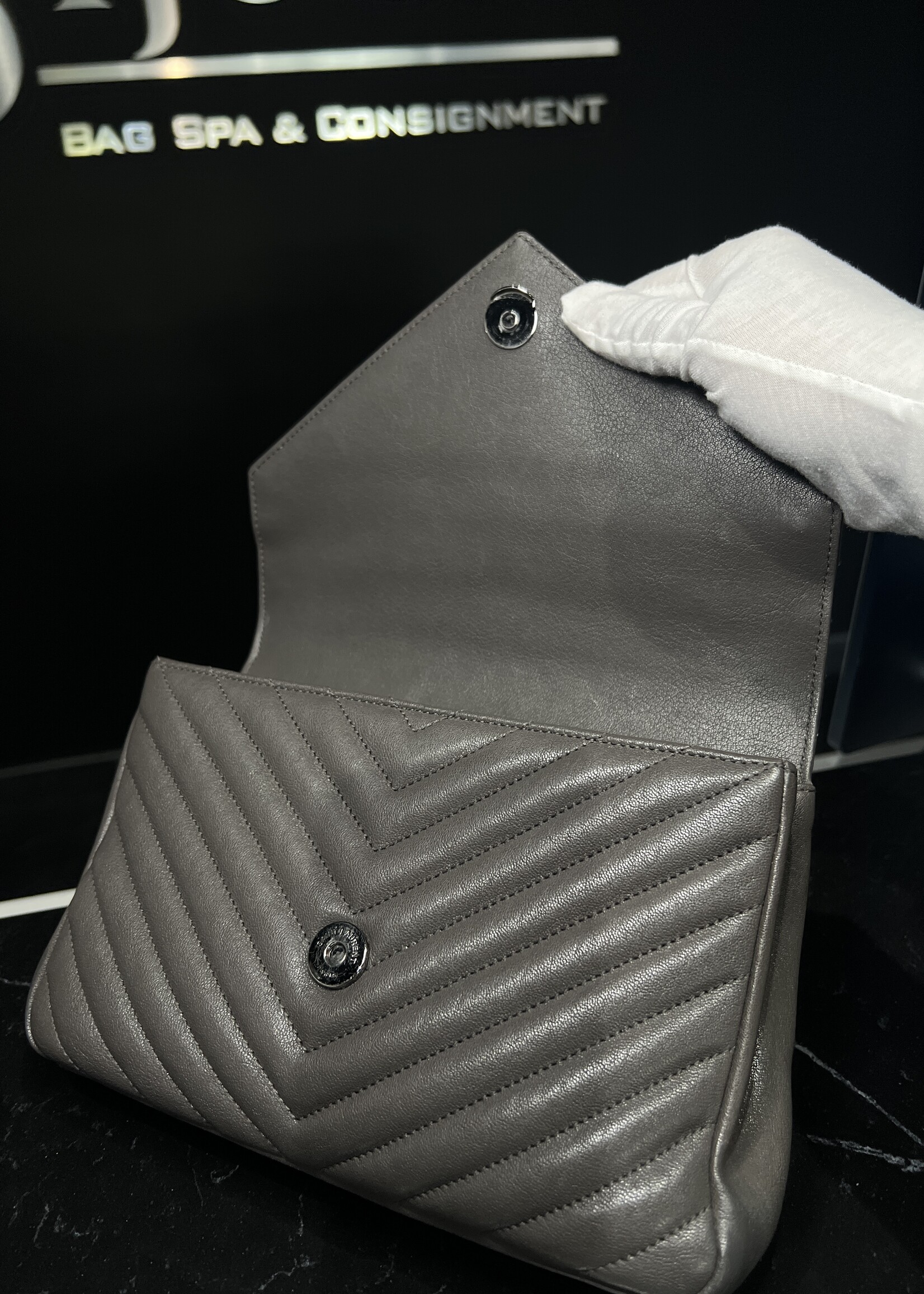 Saint Laurent Saint Laurent College Medium