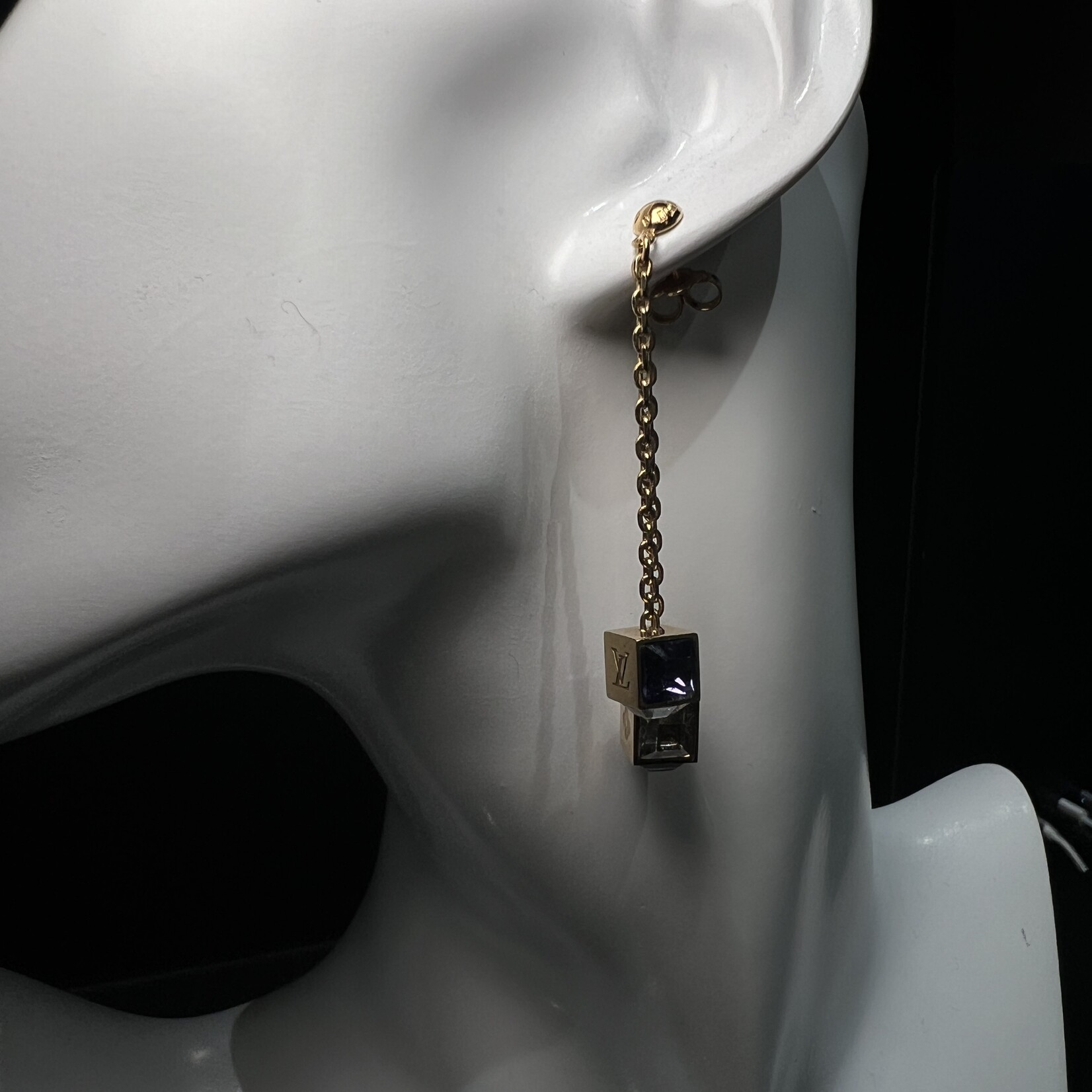 Louis Vuitton Gamble Drop Earrings