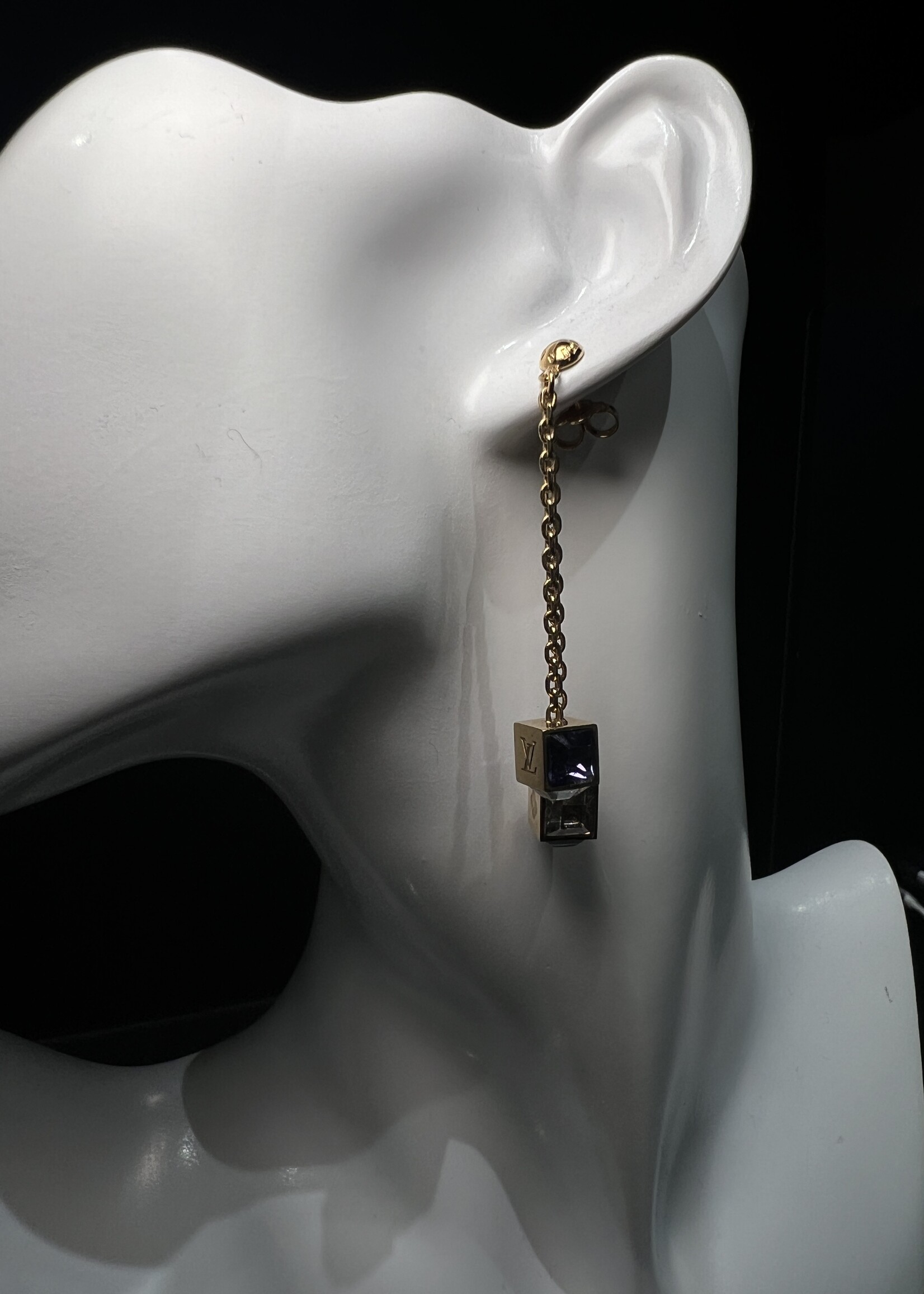 Louis Vuitton Gamble Drop Earrings