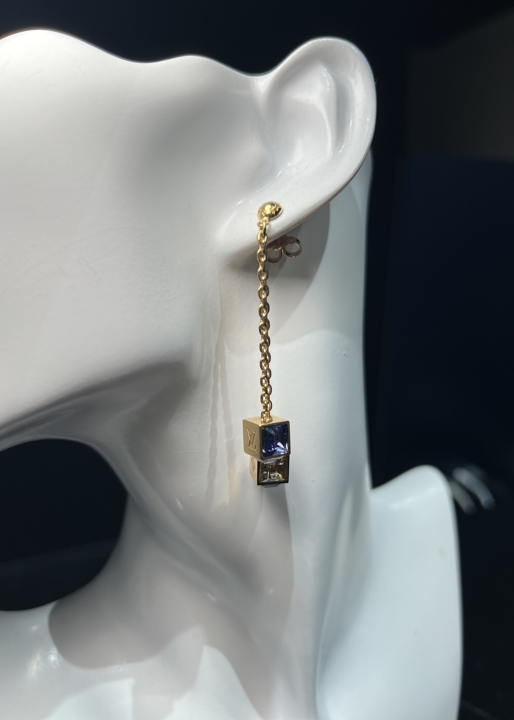 Louis Vuitton Gamble Drop Earrings