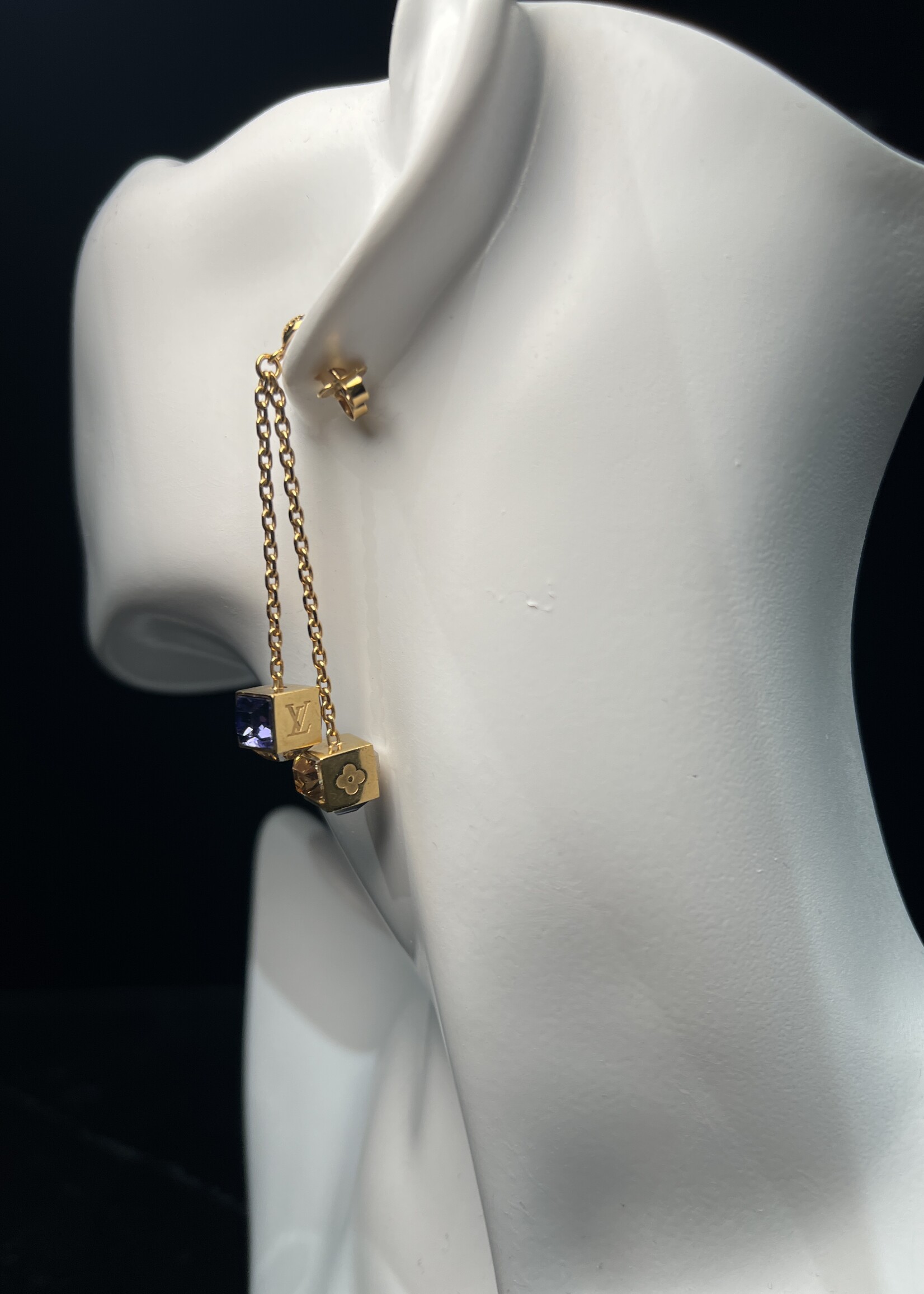 Louis Vuitton Gamble Drop Earrings