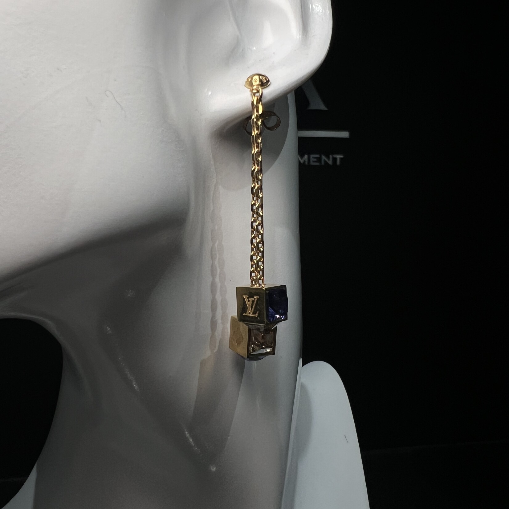 Louis Vuitton Gamble Drop Earrings