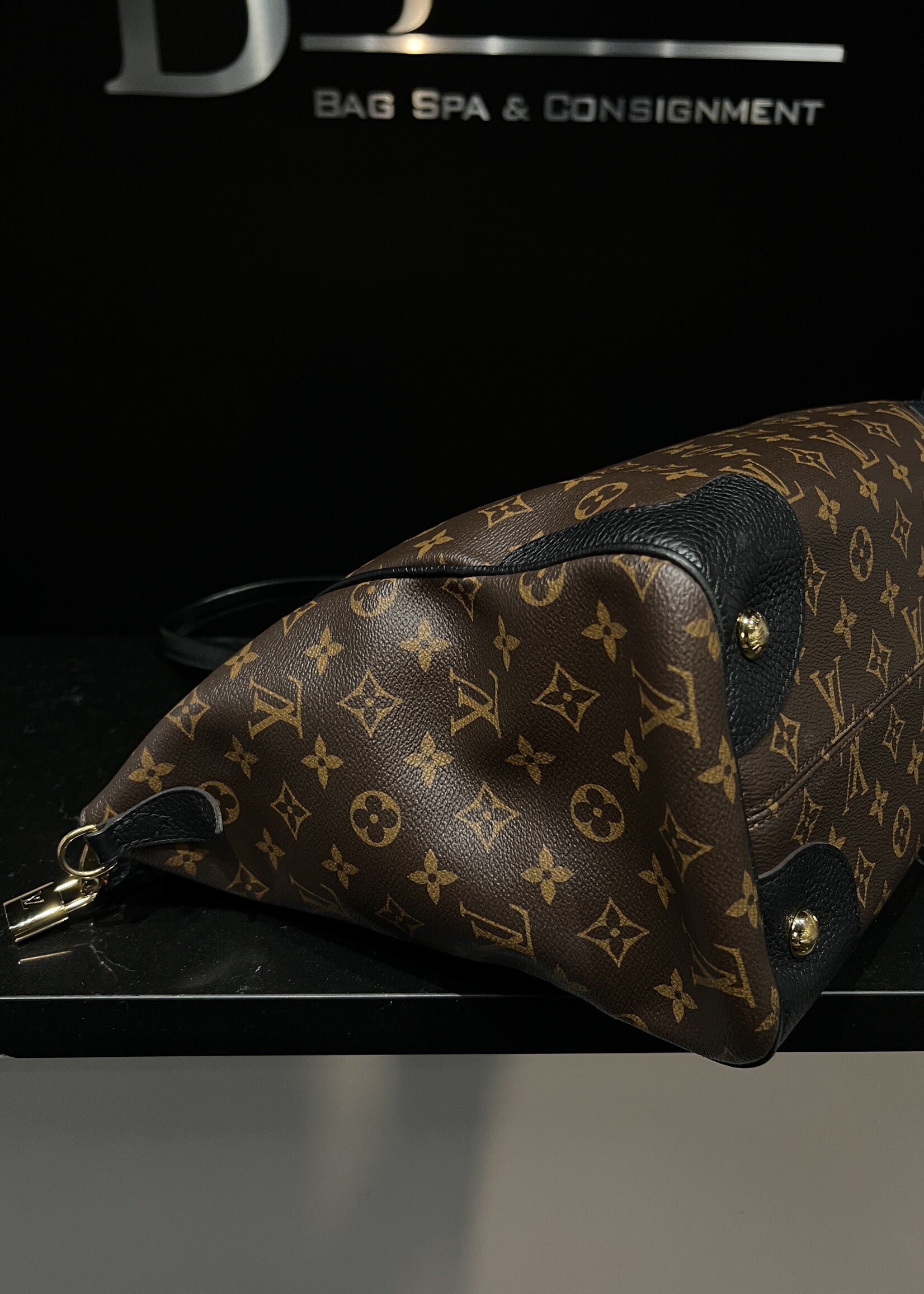 Louis Vuitton SOLD - Louis Vuitton Estrella Leather