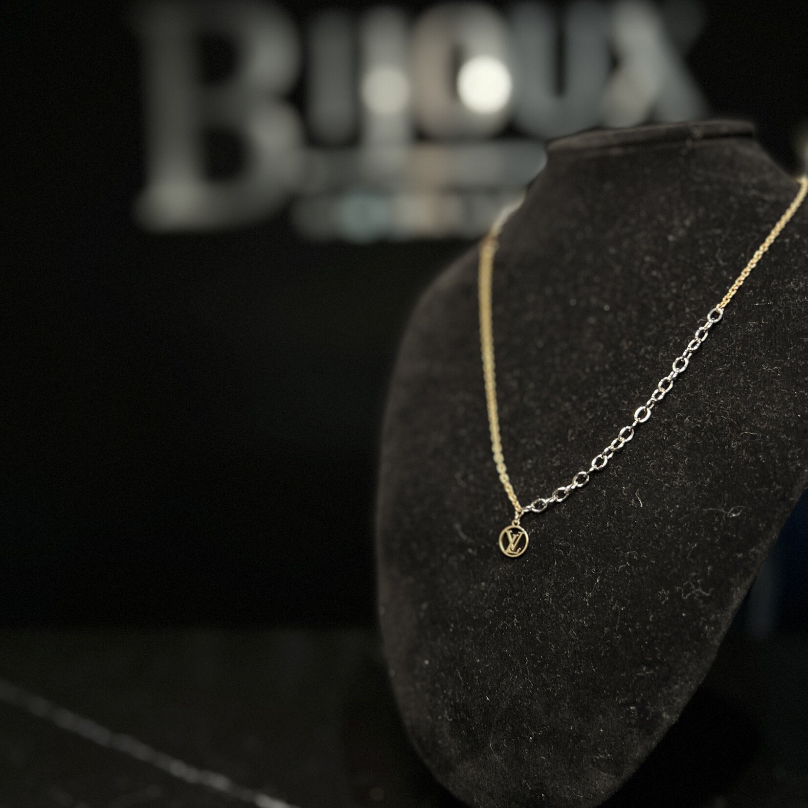 Louis Vuitton Louis Vuitton Logomania Necklace