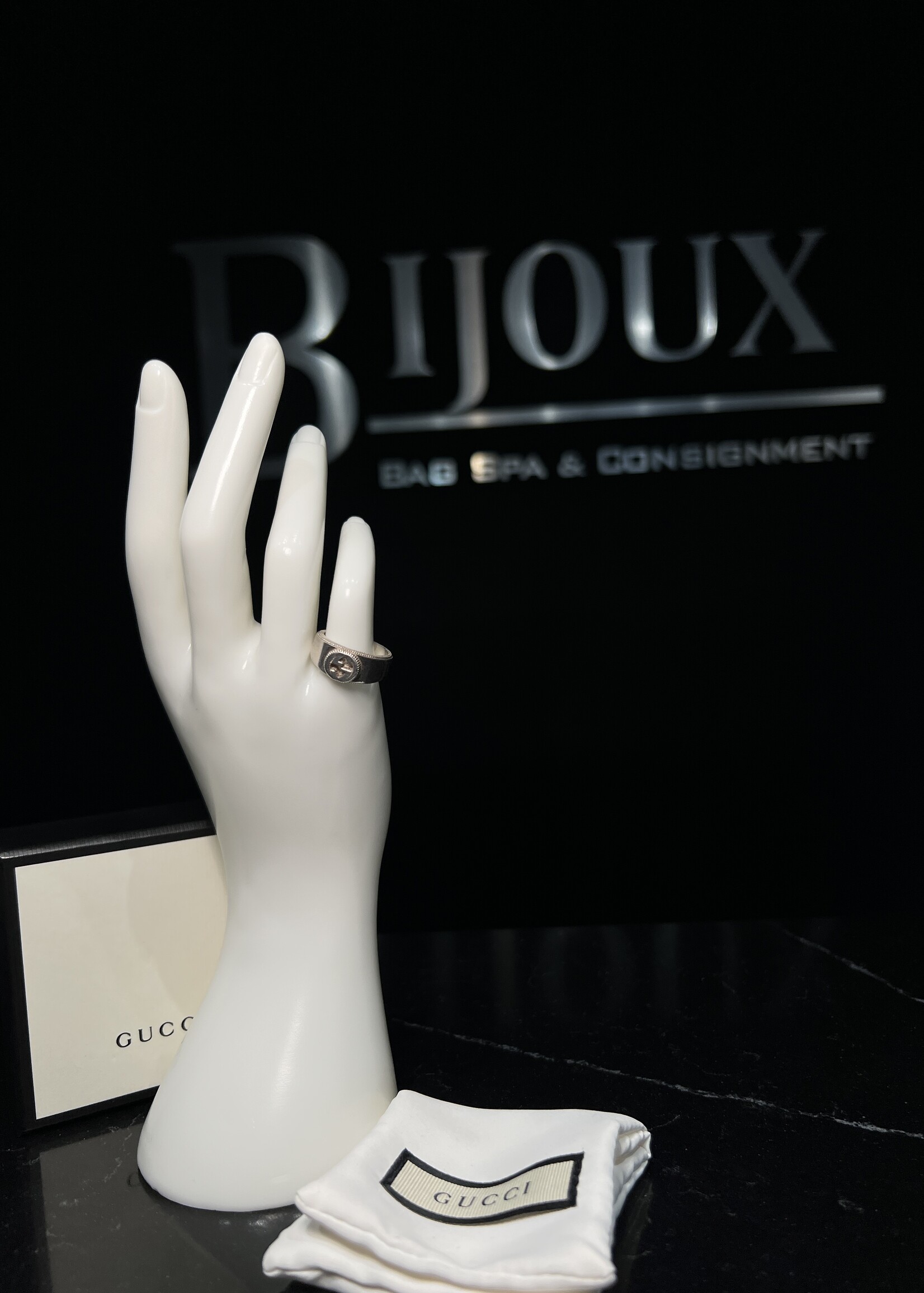 Gucci Gucci Interlocking Silver Ring