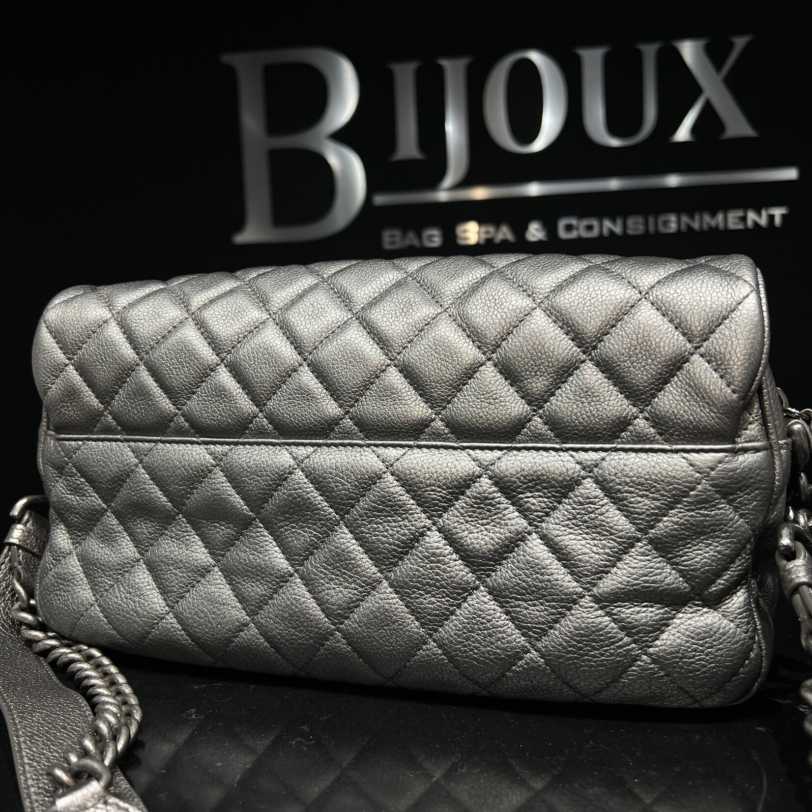 Chanel Chanel Rock Flap 22 Series