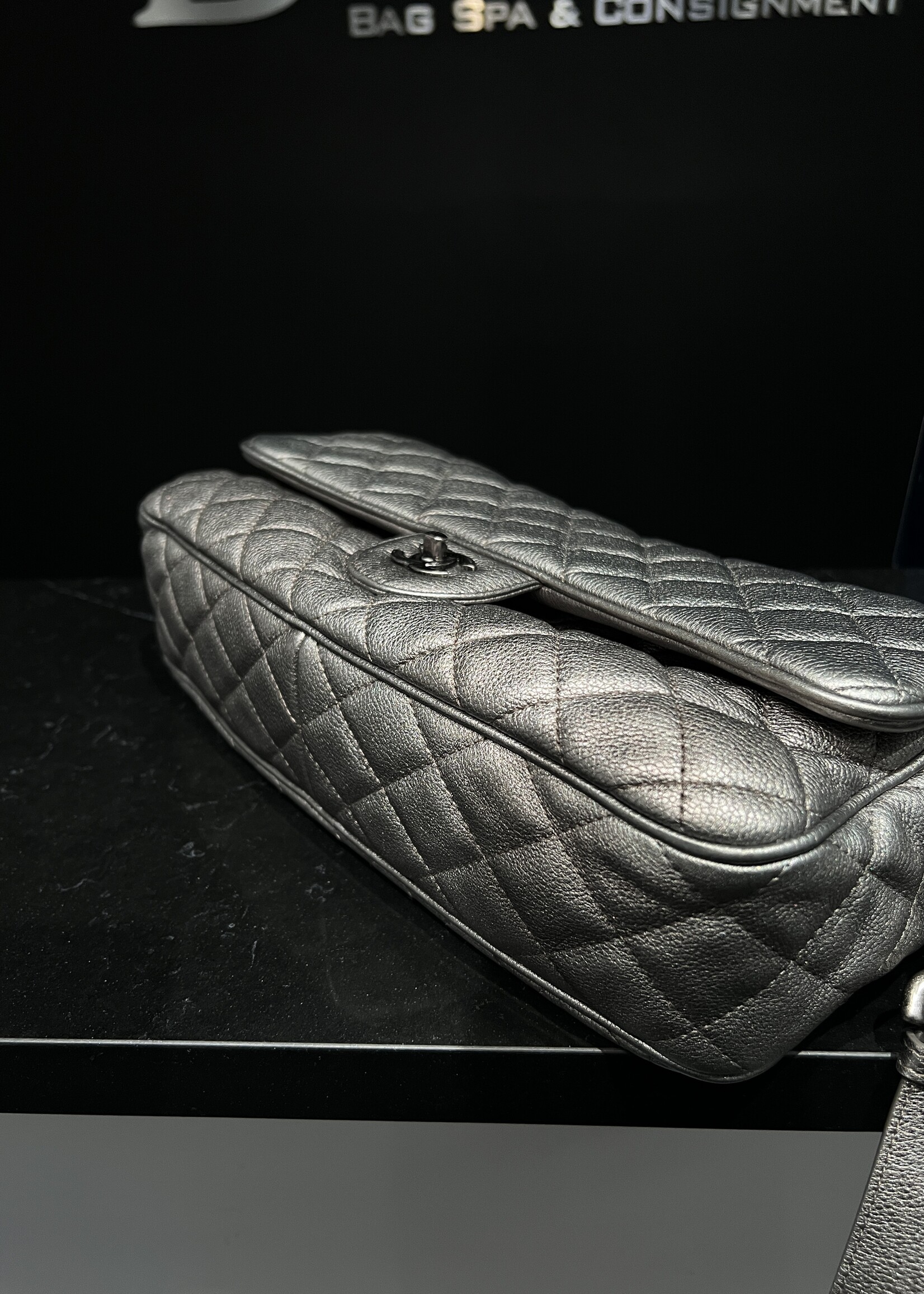 Chanel Chanel Rock Flap 22 Series