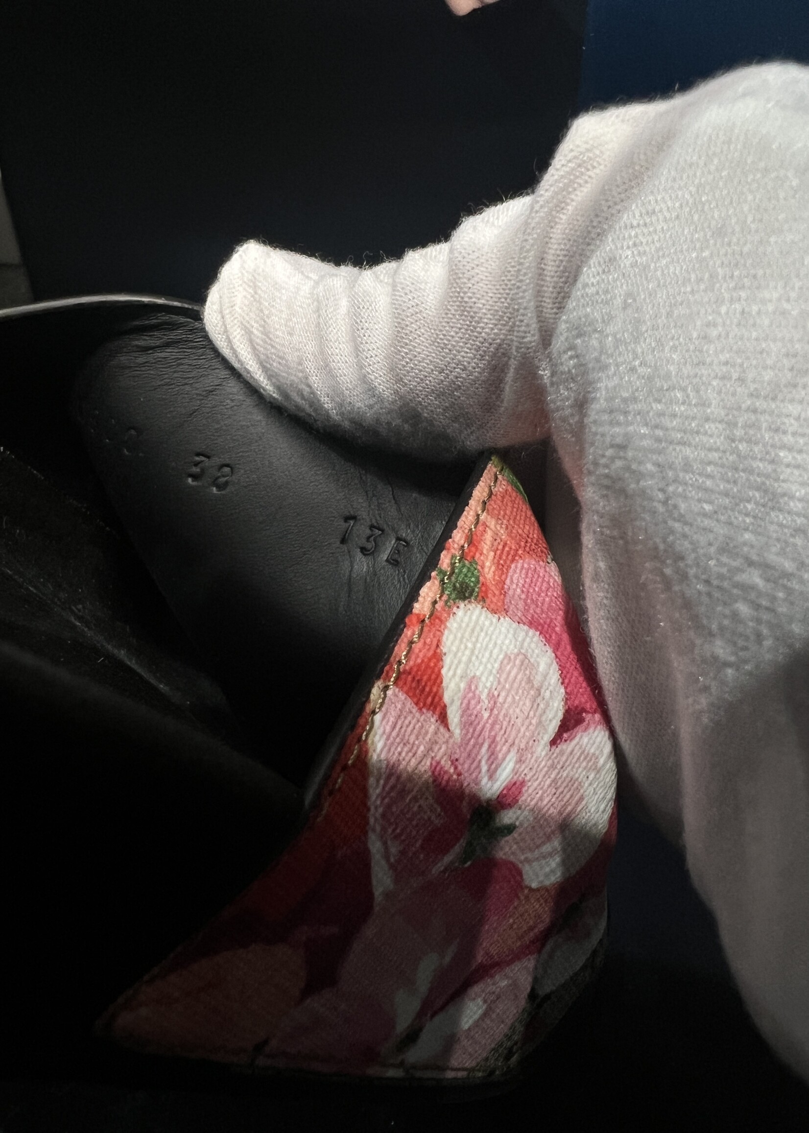 Gucci SOLD - Gucci Bloom Supreme 38