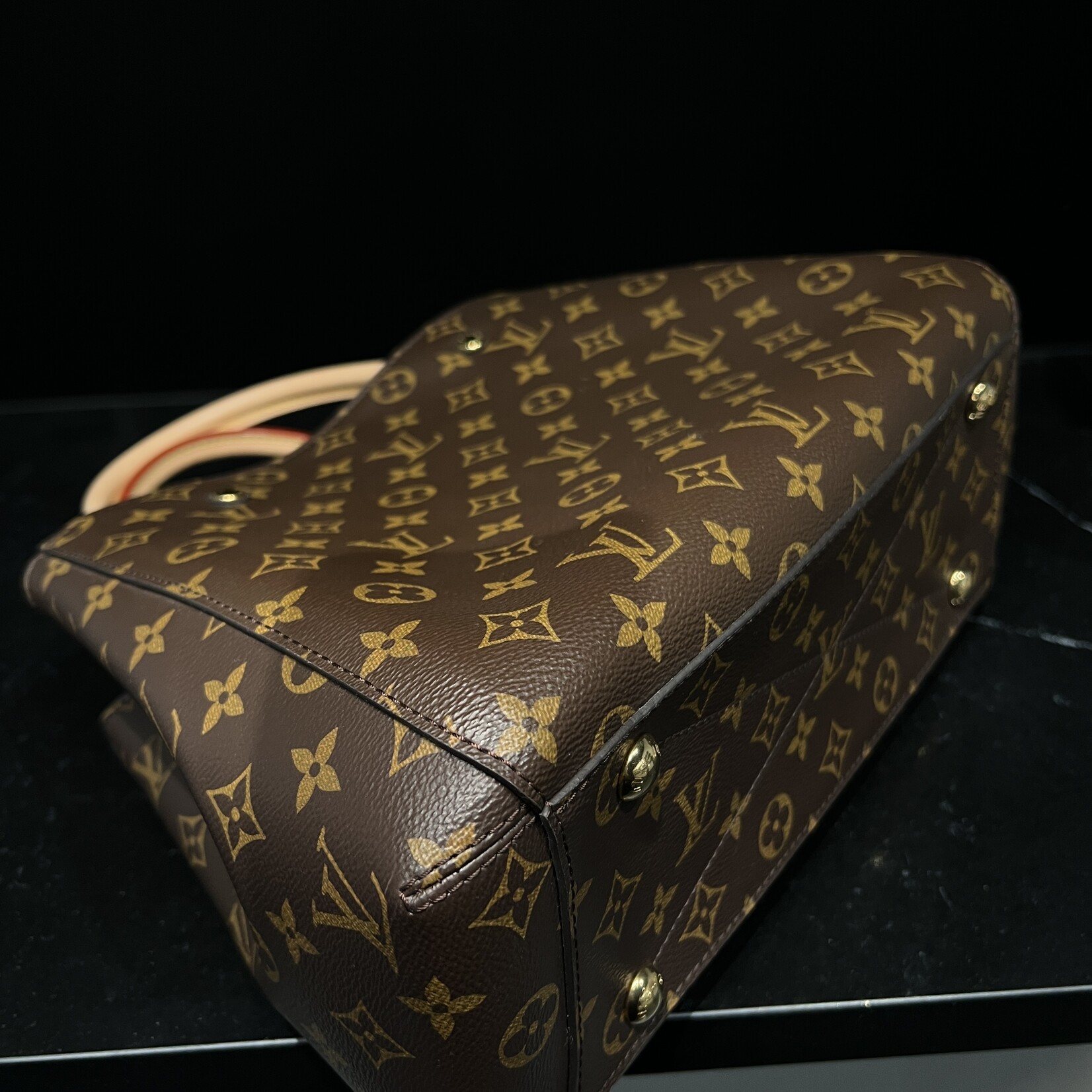 Louis Vuitton SOLD- Louis Vuitton Montagine