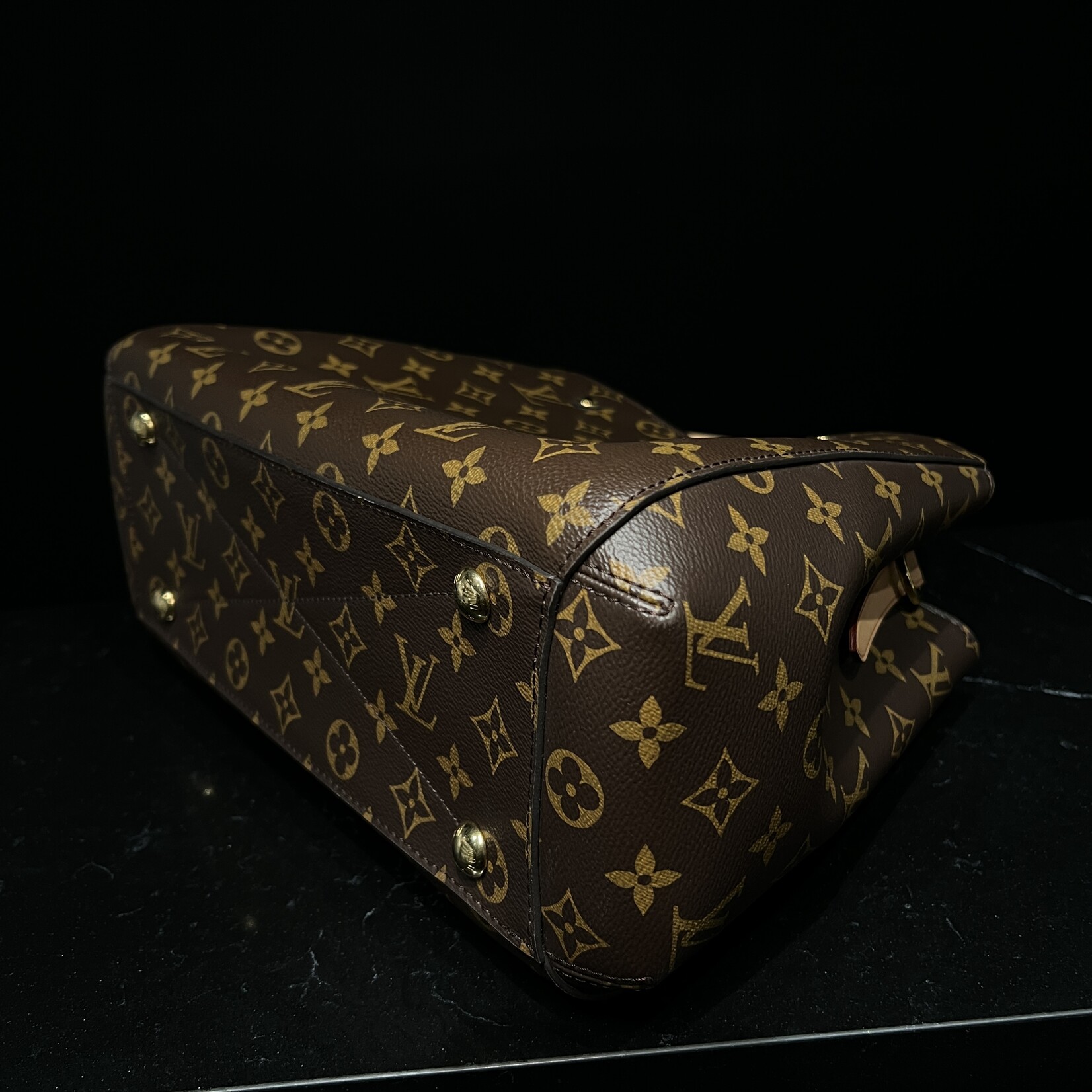 Louis Vuitton SOLD- Louis Vuitton Montagine