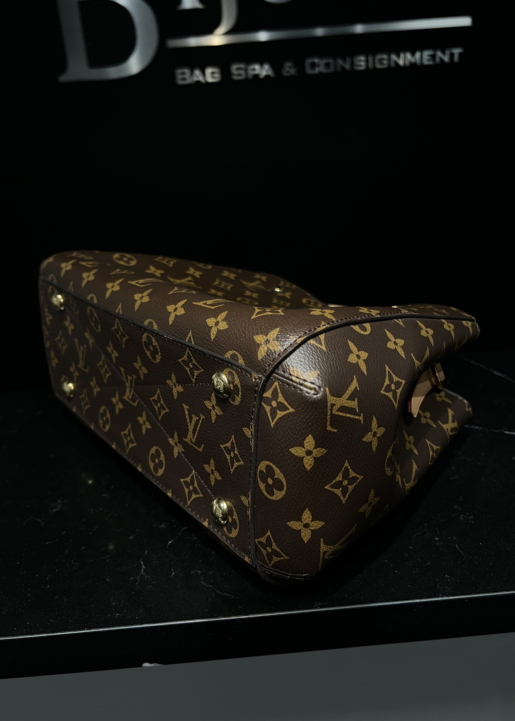 Louis Vuitton SOLD- Louis Vuitton Montagine