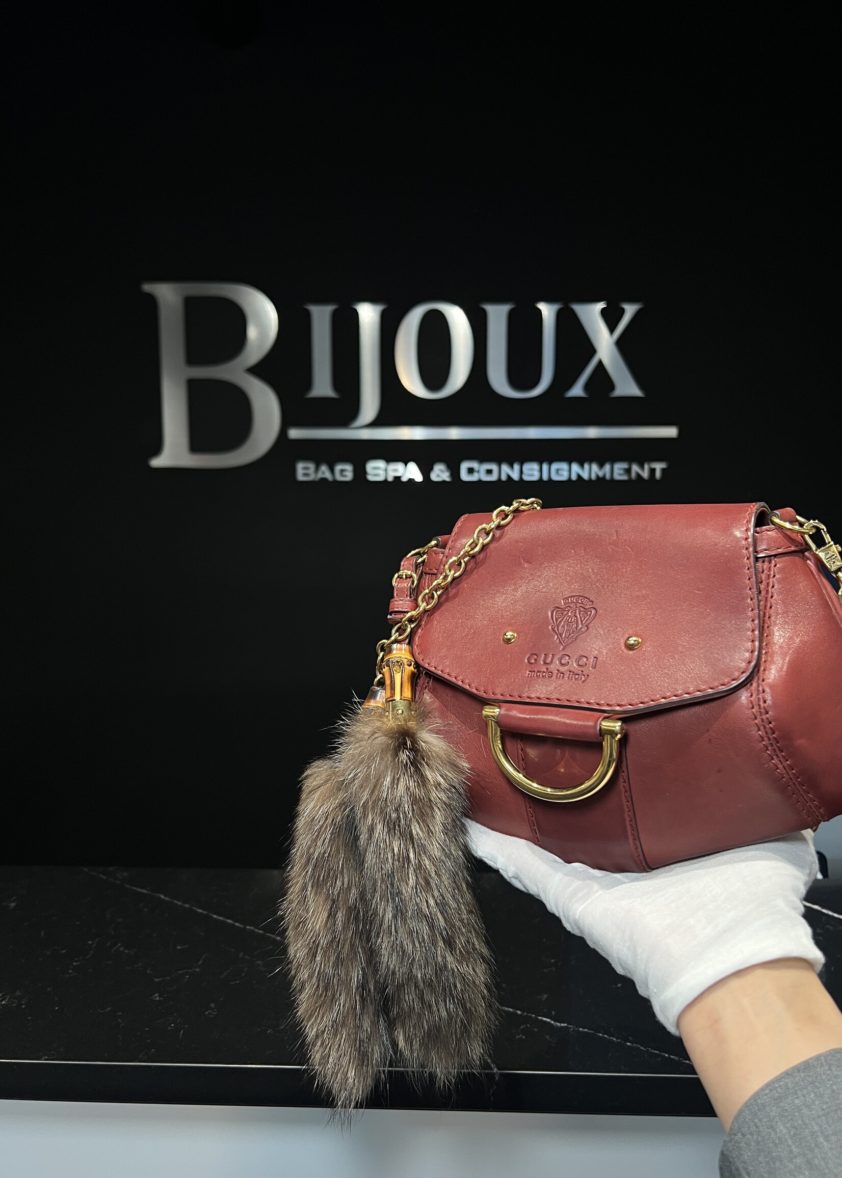 Gucci Gucci Raccoon Tail Small Smilla Chain Bag