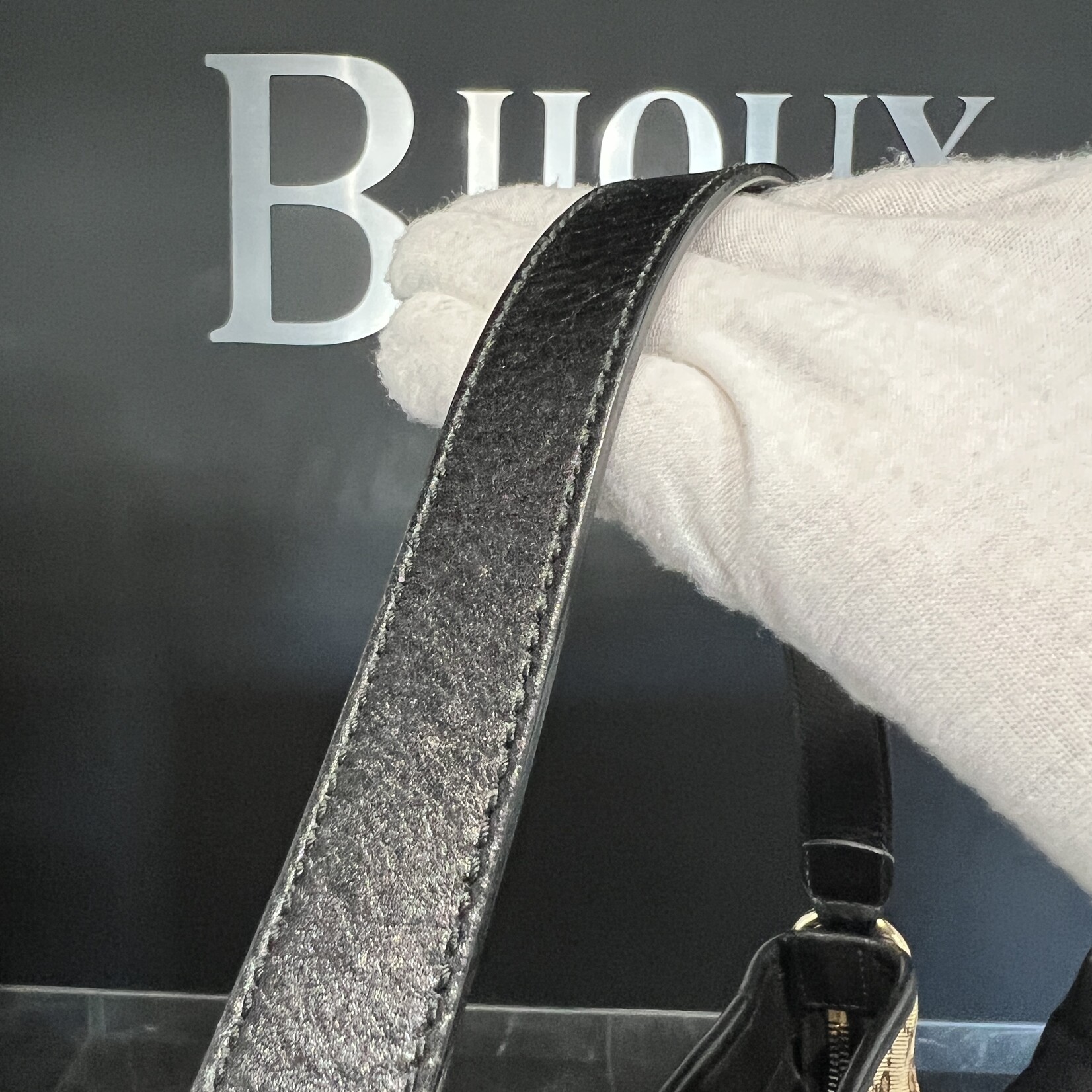 Gucci SOLD - Gucci Pebbled Bowler Bag