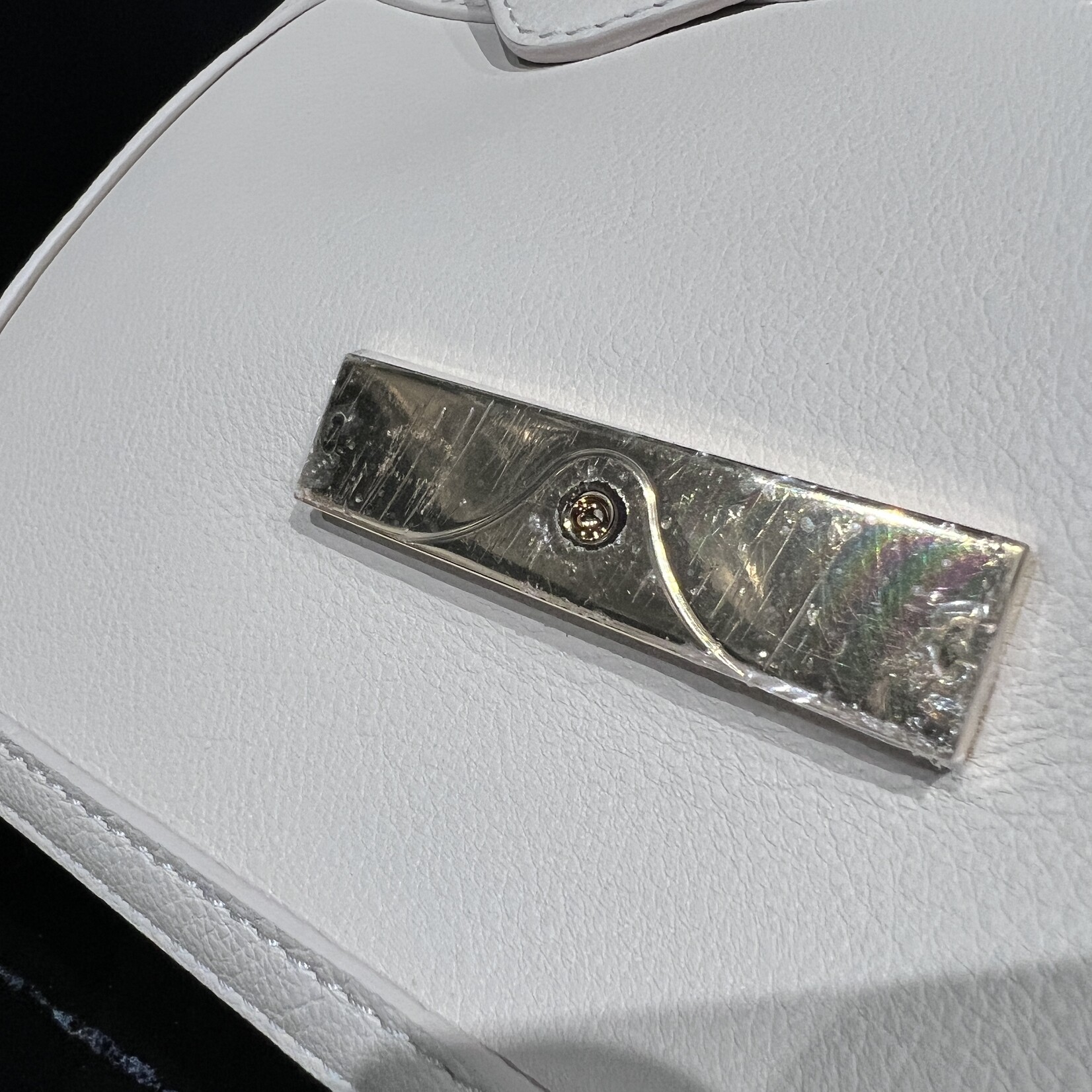 Louis Vuitton Louis Vuitton Dauphine Soft MM