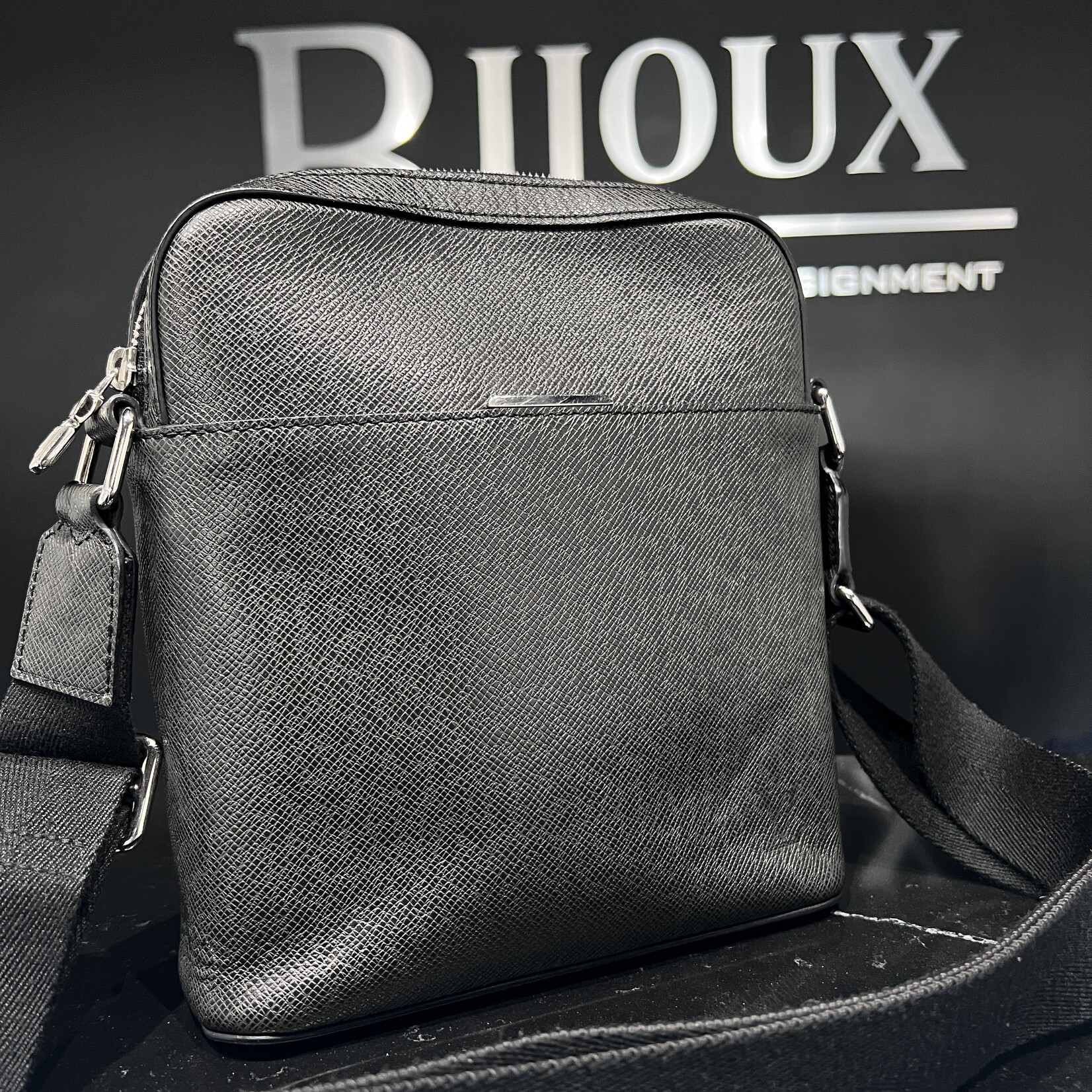 Louis Vuitton Louis Vuitton Taiga Anton Messenger Bag