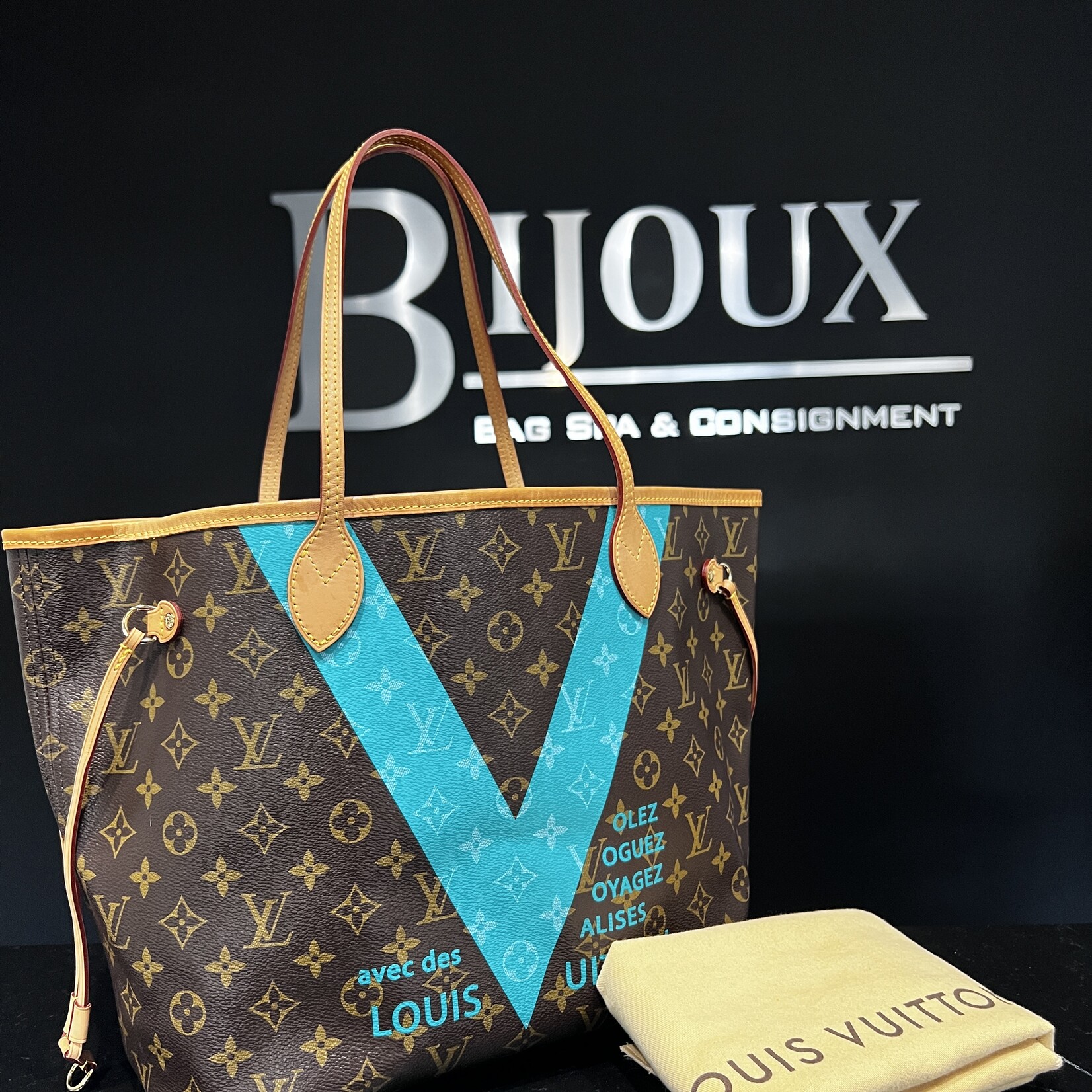 Louis Vuitton Louis Vuitton Monogram V Neverfull MM Turquoise