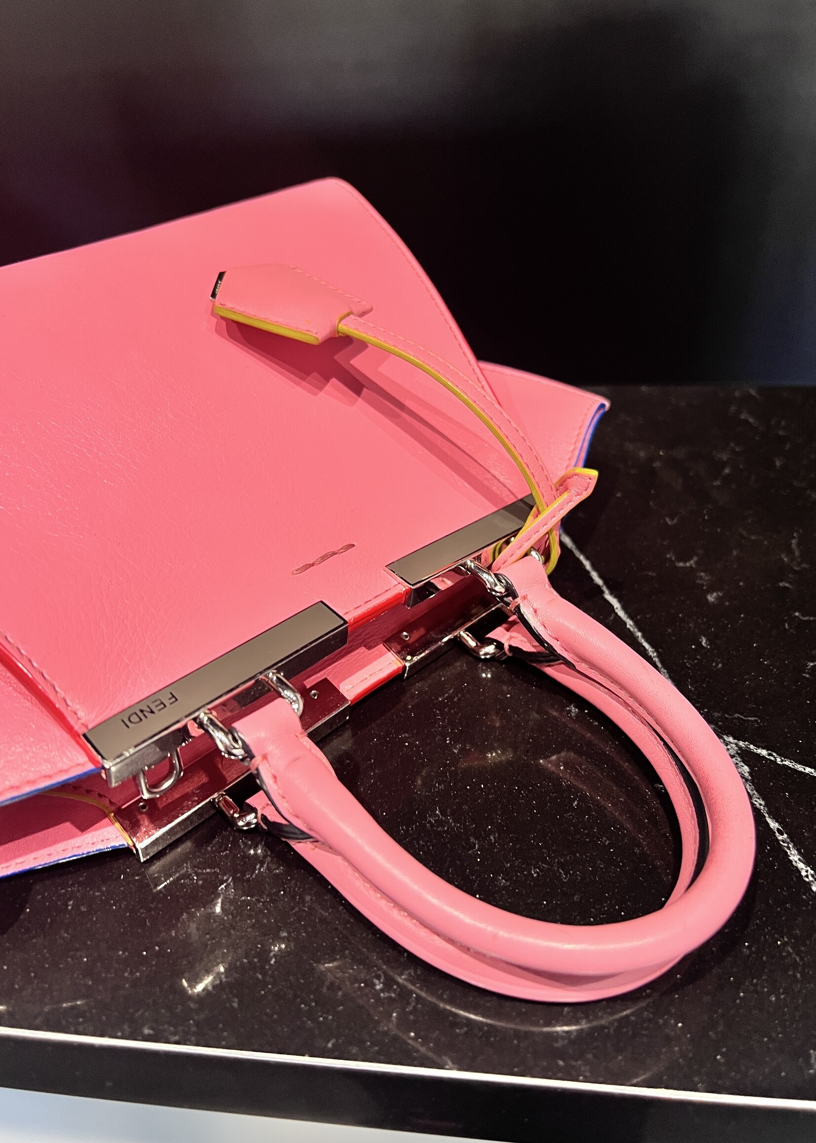Fendi Fendi Jours Mini Pink