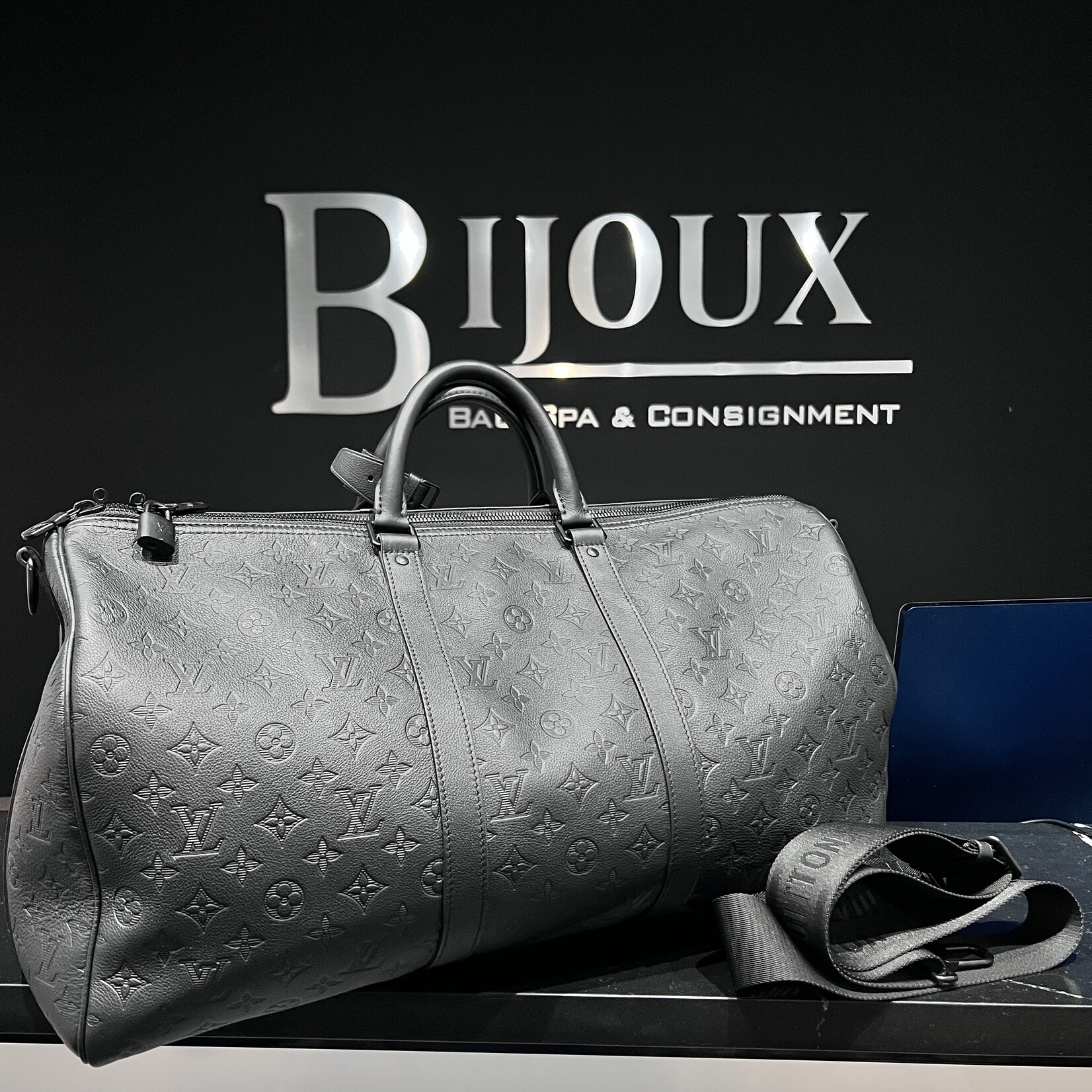 Louis Vuitton Louis Vuitton Keepall 50 Monogram Shadow