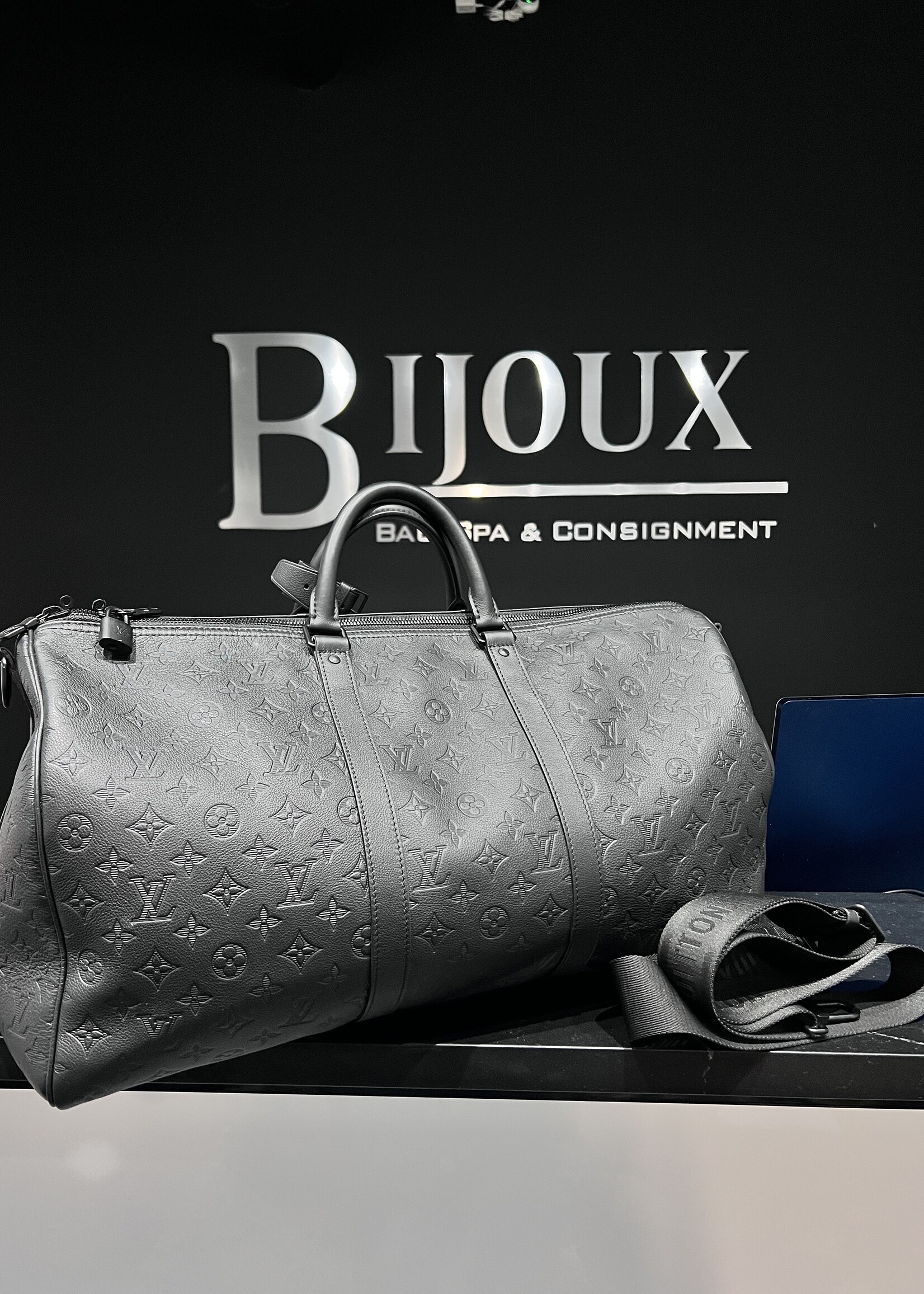 Louis Vuitton Louis Vuitton Keepall 50 Monogram Shadow