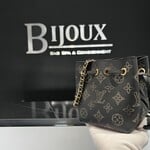 Louis Vuitton Louis Vuitton Pico Bella Mahina