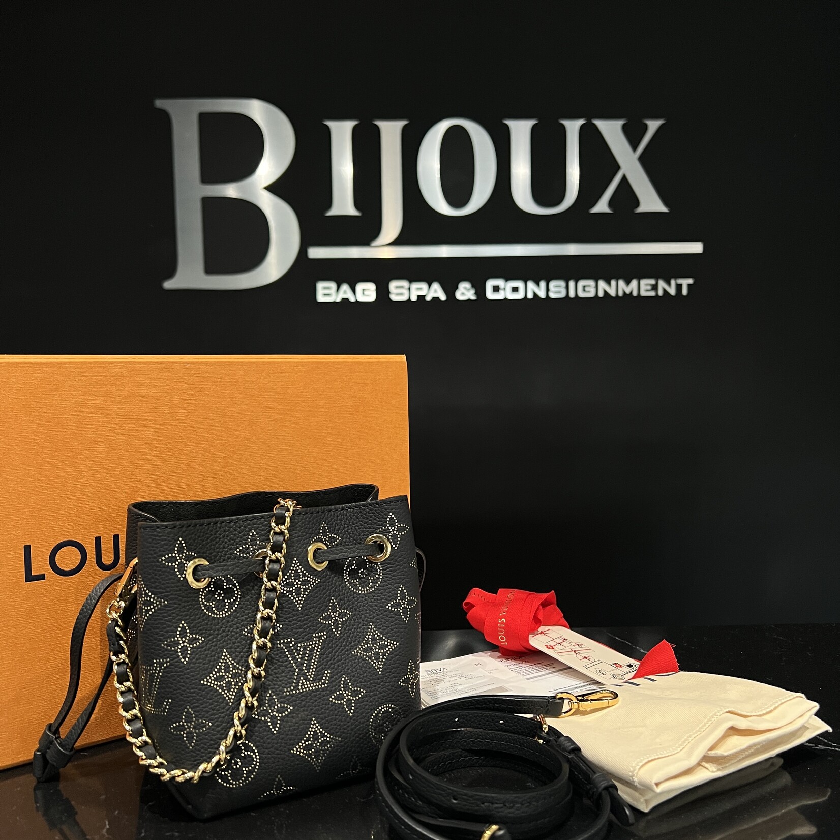 Louis Vuitton Louis Vuitton Pico Bella Mahina
