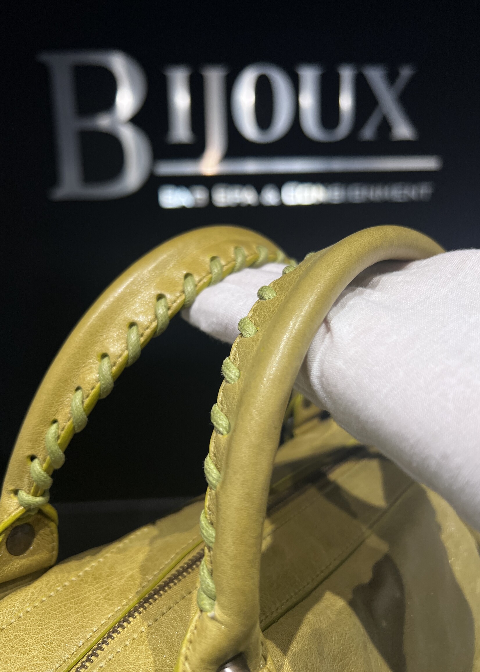 Balenciaga SOLD - Balenciaga Twiggy Bag