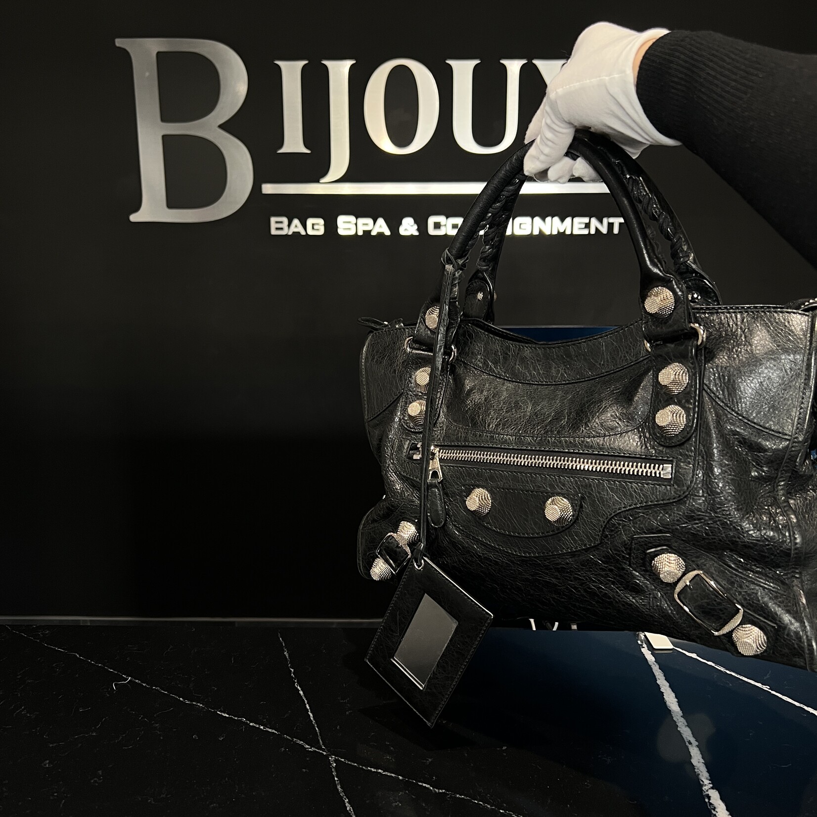 Balenciaga SOLD - Balenciaga Giant City 21 Black