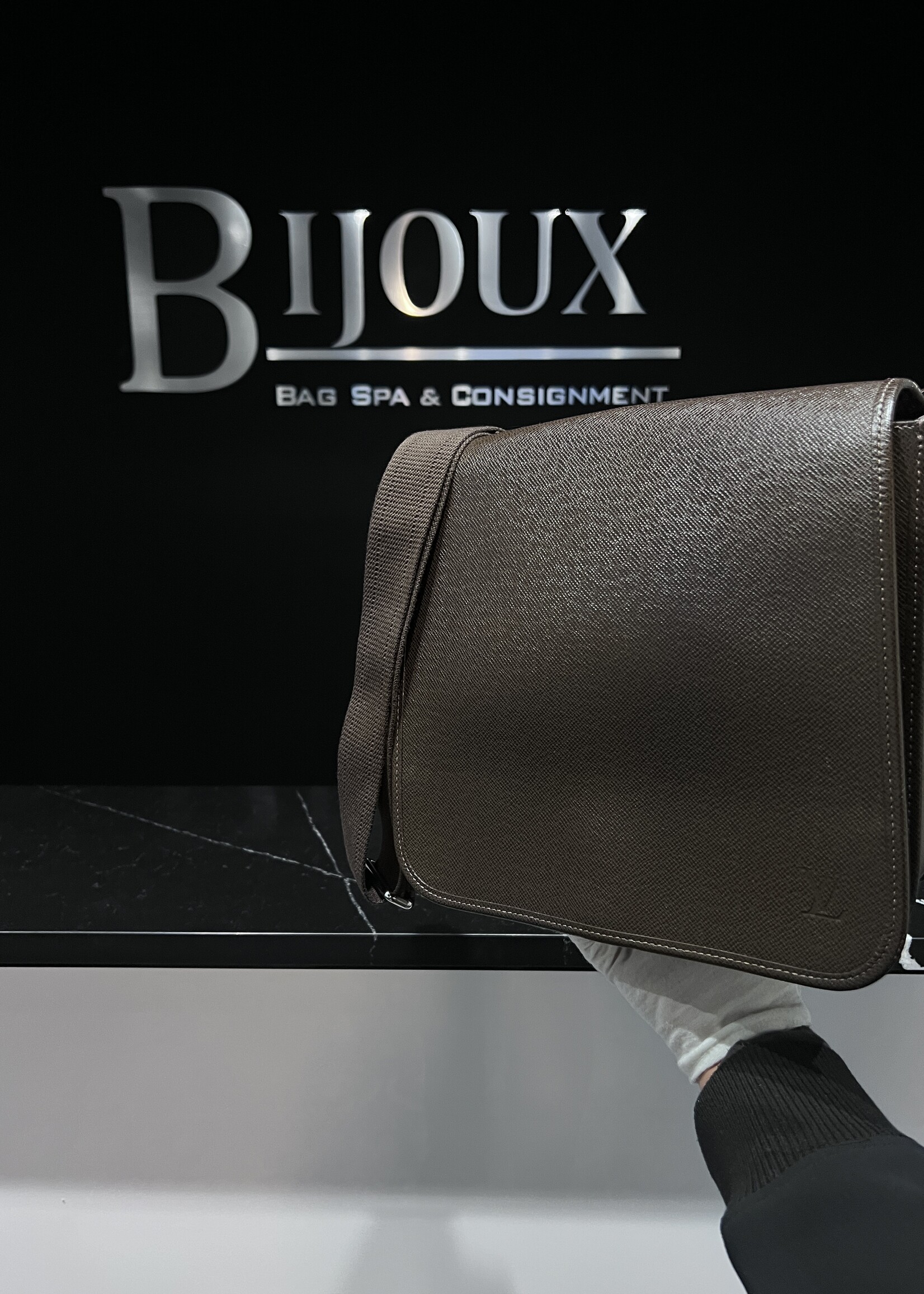 Louis Vuitton SOLD - Louis Vuitton Taiga Andrei